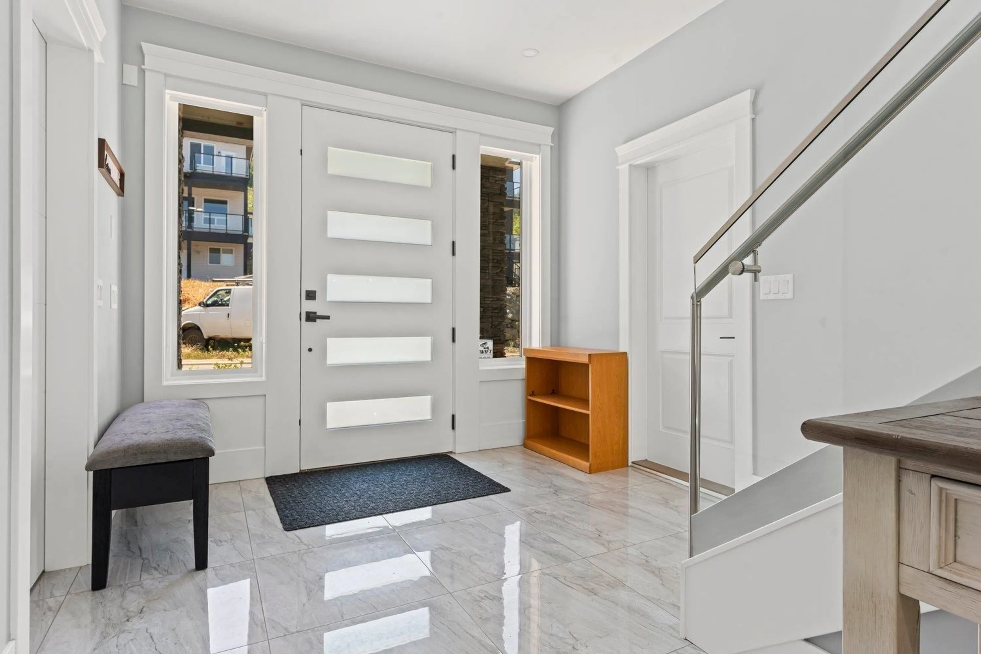 Indoor entryway for 8214 NIXON ROAD, Chilliwack British Columbia V4Z0E4
