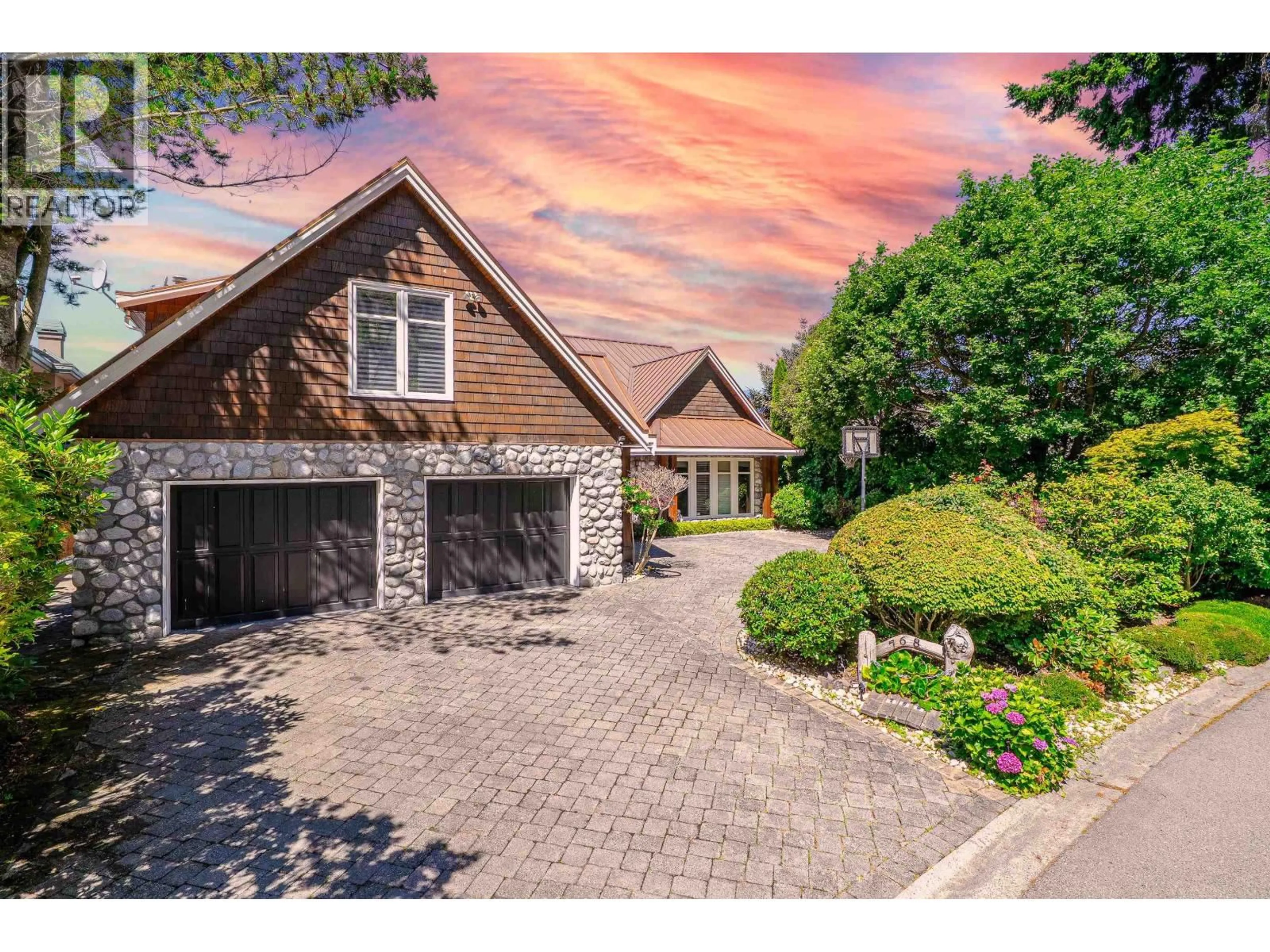 A pic from outside/outdoor area/front of a property/back of a property/a pic from drone, street for 768 TSAWWASSEN BEACH ROAD, Tsawwassen British Columbia V4M2J3
