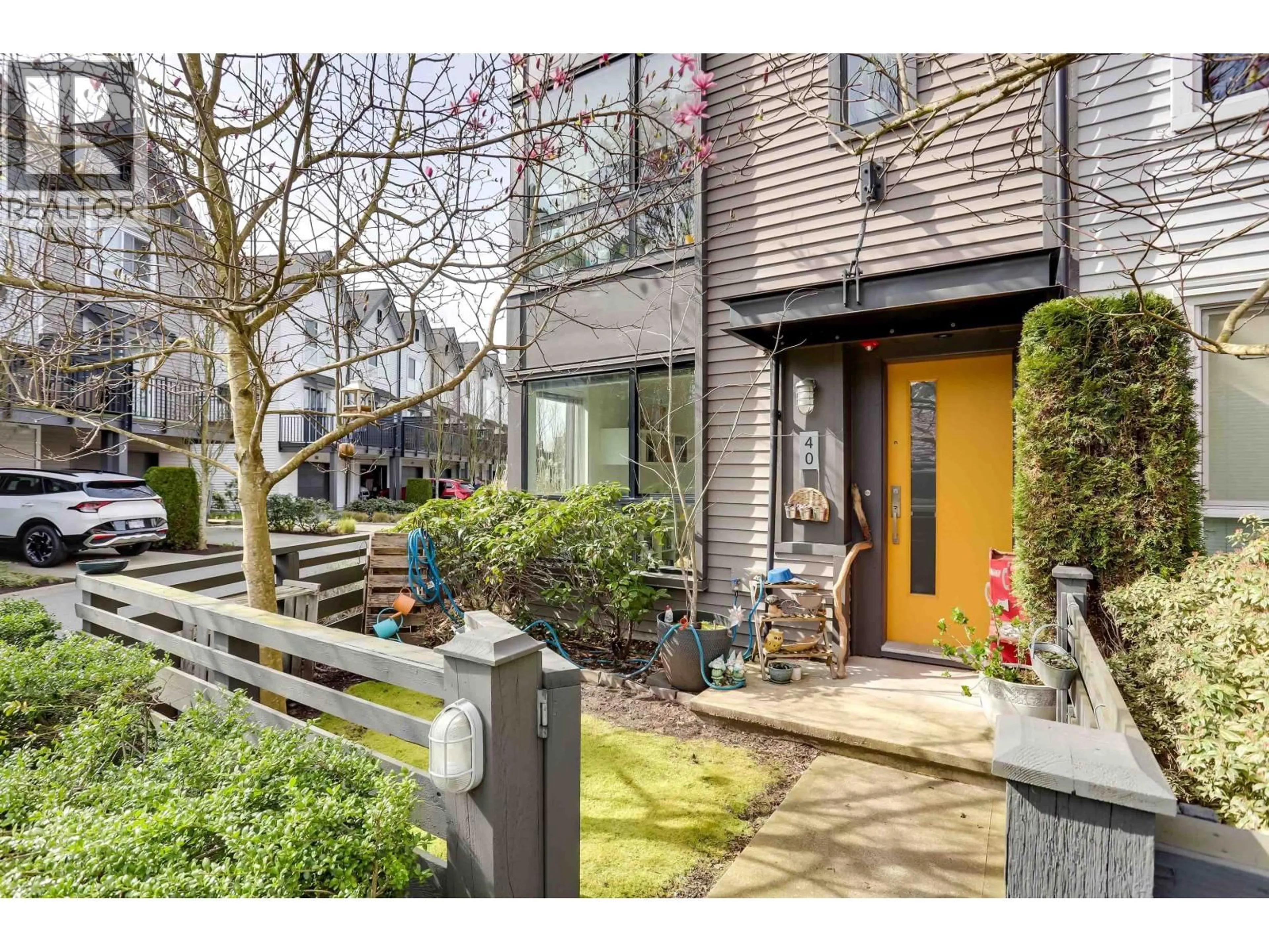 Unknown for 40 - 2325 RANGER LANE, Port Coquitlam British Columbia V3B0K7