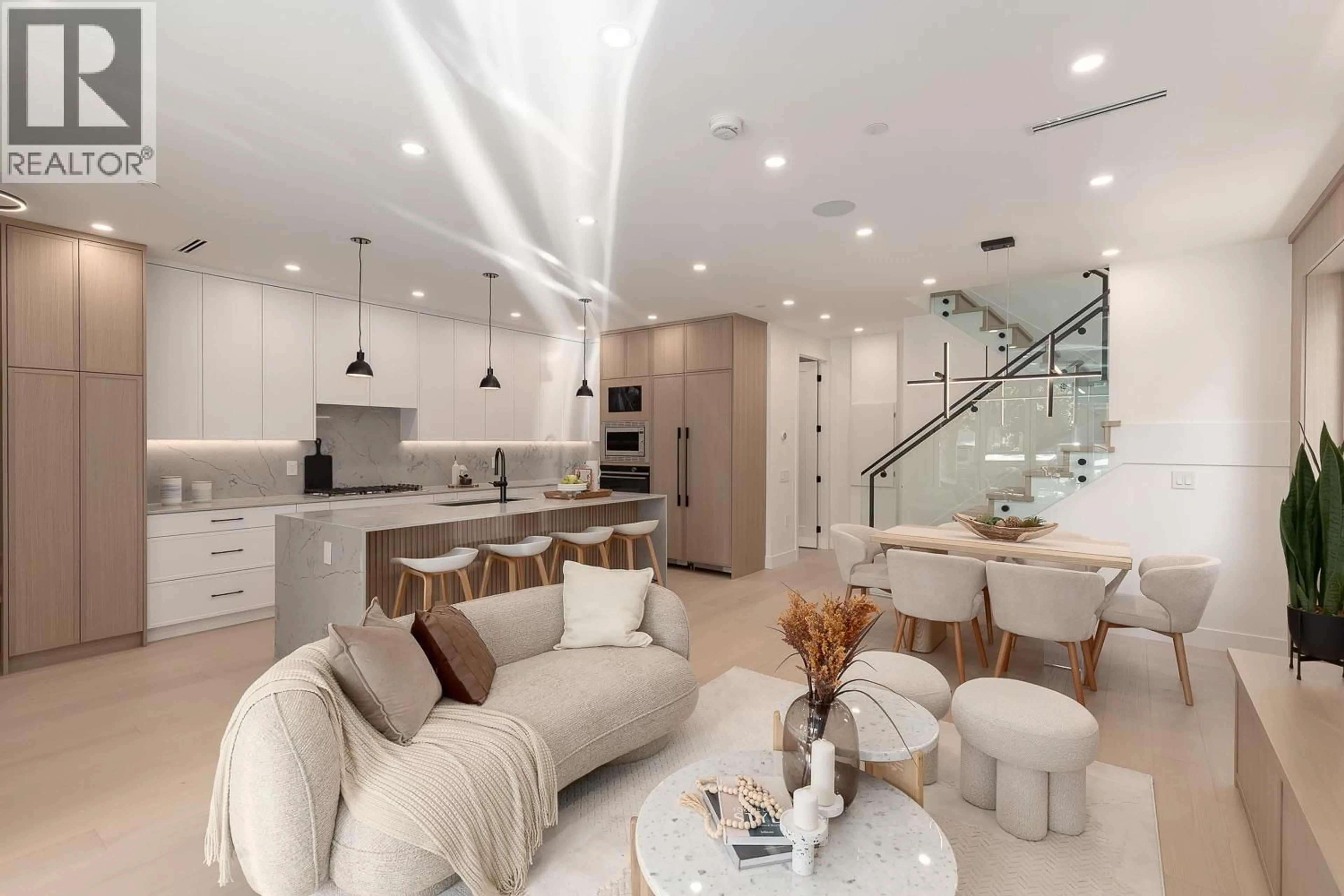 Open concept kitchen, unknown for 1 - 475 20TH AVENUE, Vancouver British Columbia V5Y2C7