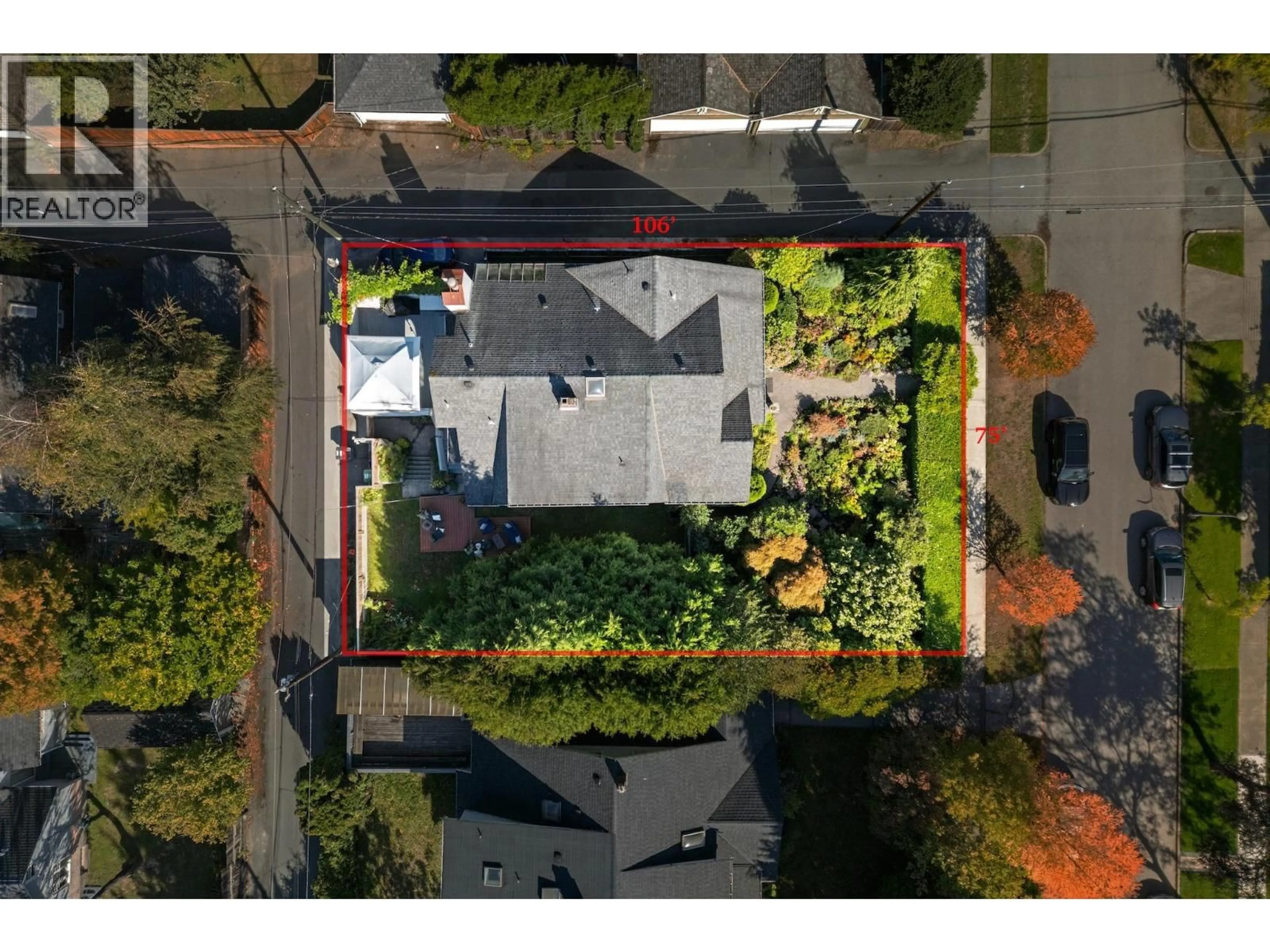 A pic from outside/outdoor area/front of a property/back of a property/a pic from drone, street for 4149 PINE CRESCENT, Vancouver British Columbia V6J4K8