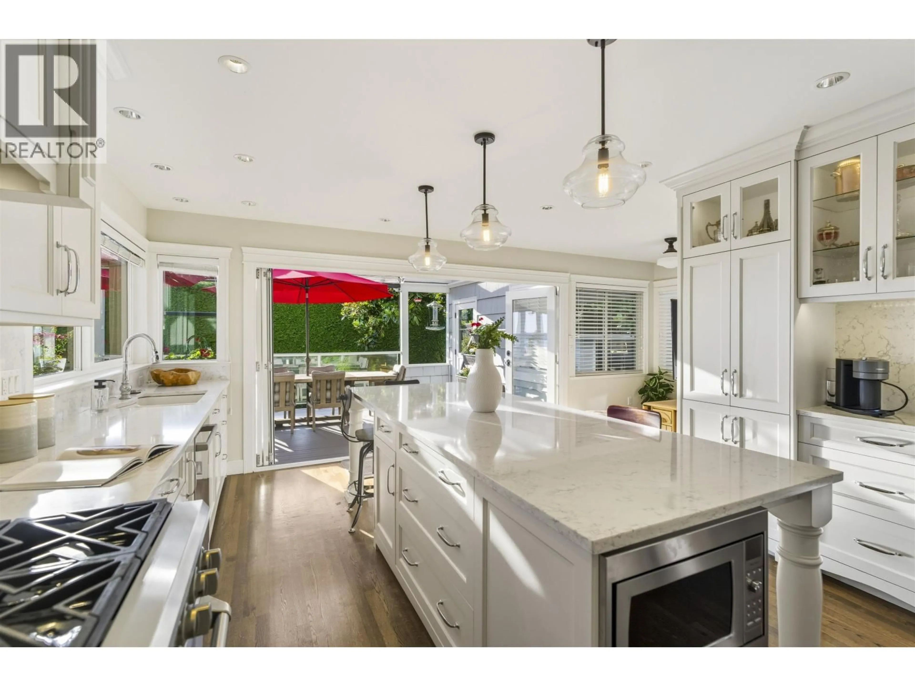 Open concept kitchen, unknown for 1631 22ND STREET, West Vancouver British Columbia V7V4E2