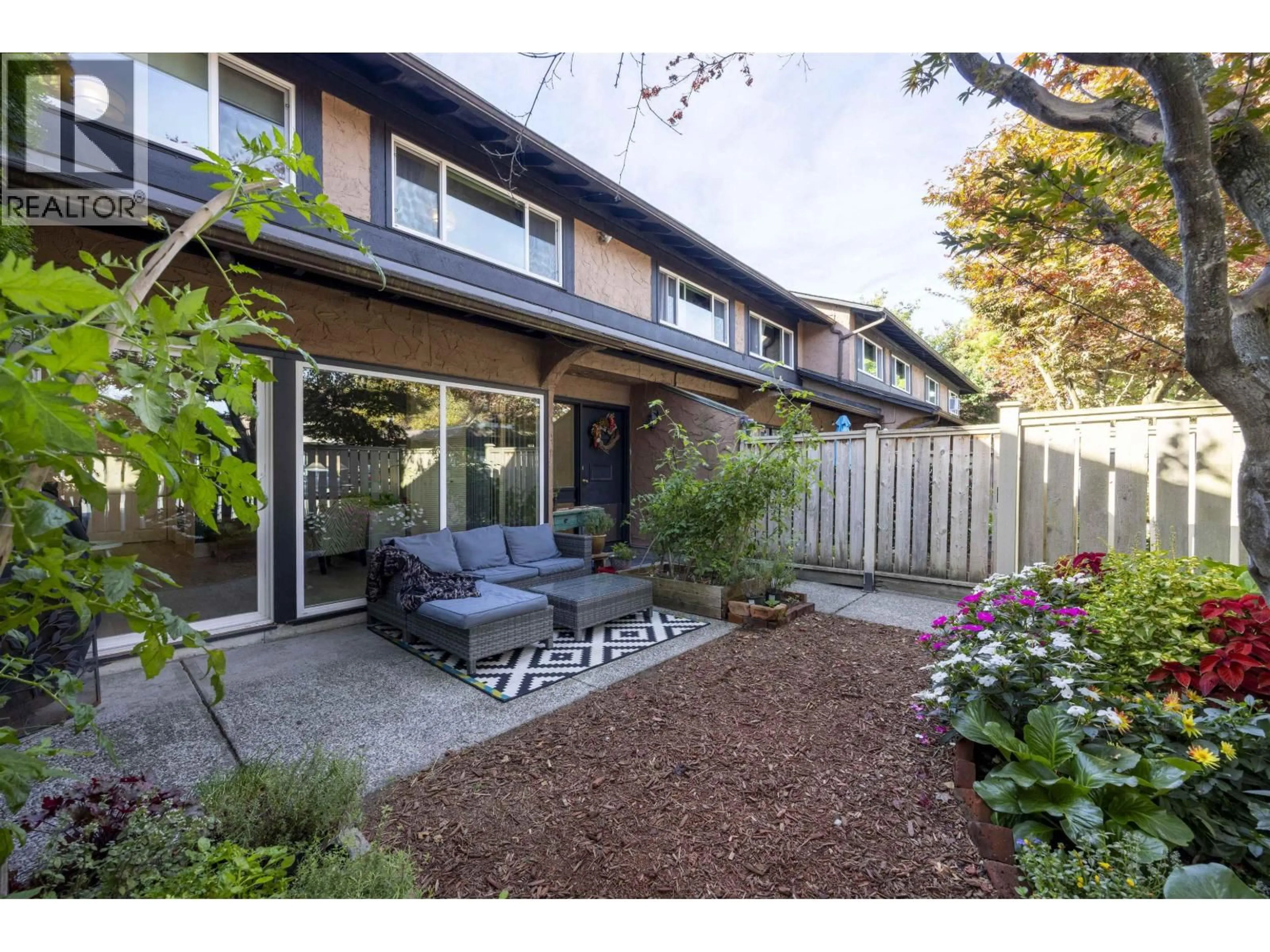 Patio, street for 87 - 10620 NO 4 ROAD, Richmond British Columbia V7A2Z7