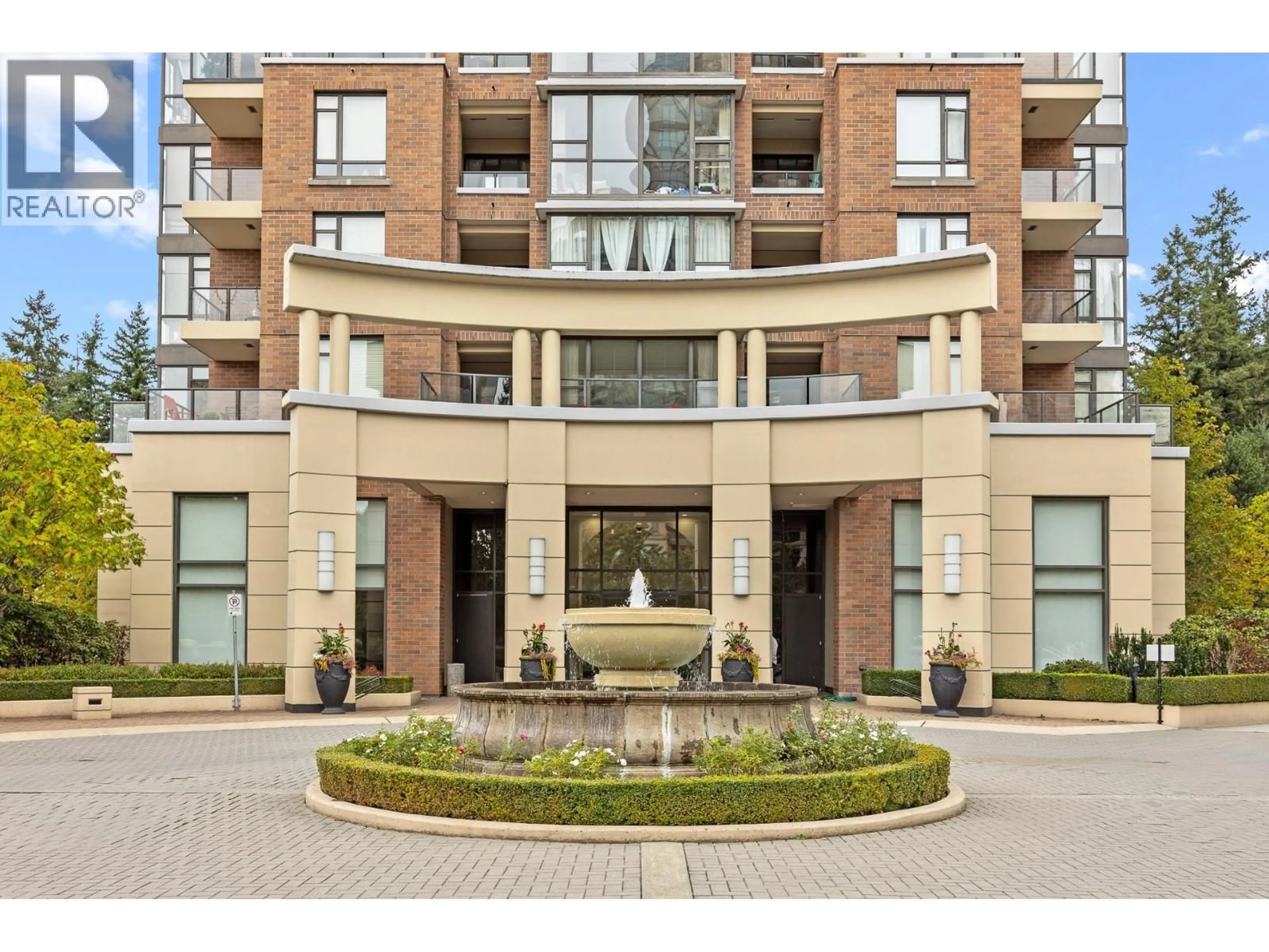 Indoor foyer for 1802 - 6823 STATION HILL DRIVE, Burnaby British Columbia V3N0A9