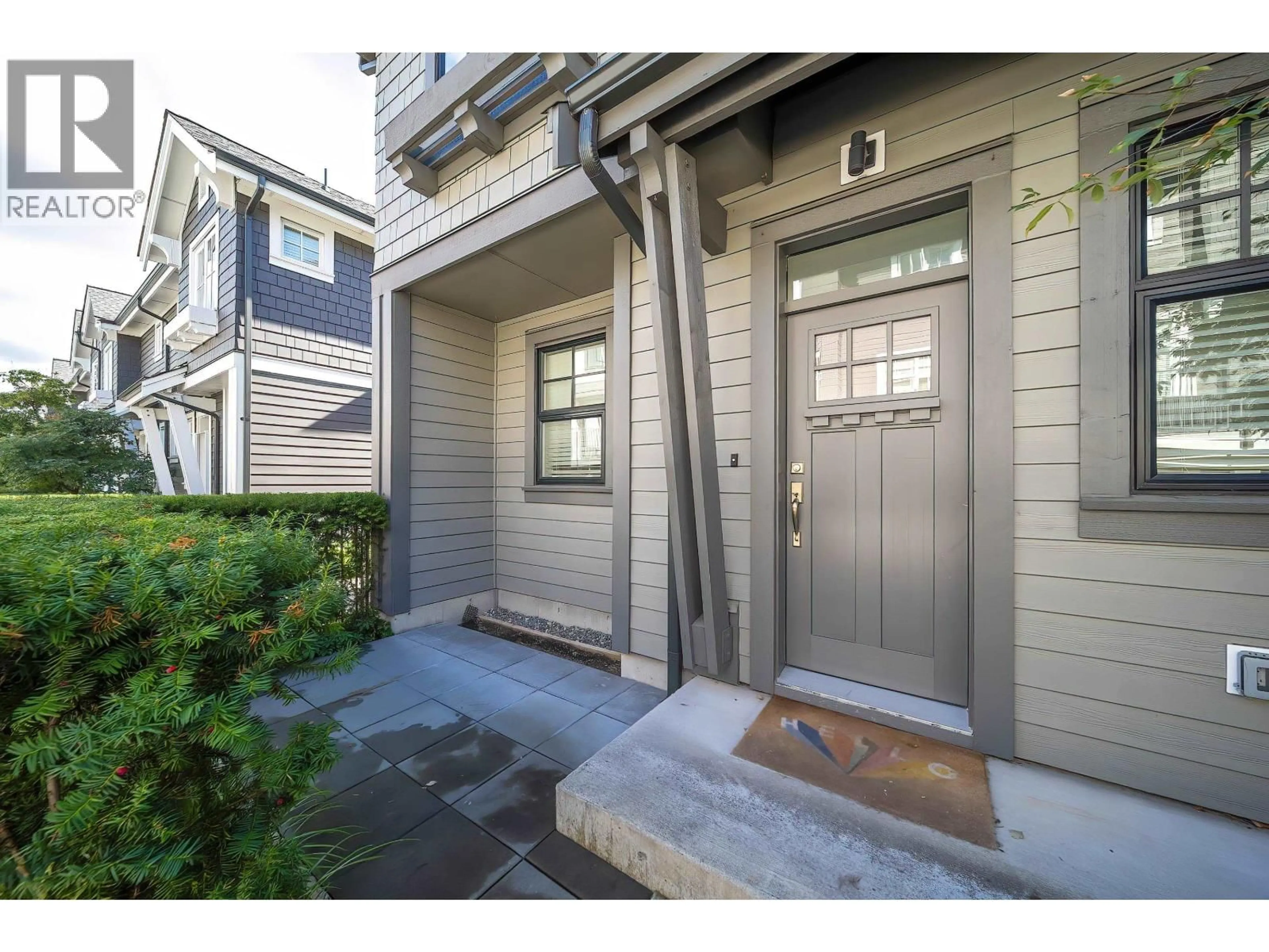 Indoor entryway for 157 - 1290 MITCHELL STREET, Coquitlam British Columbia V3E0N9
