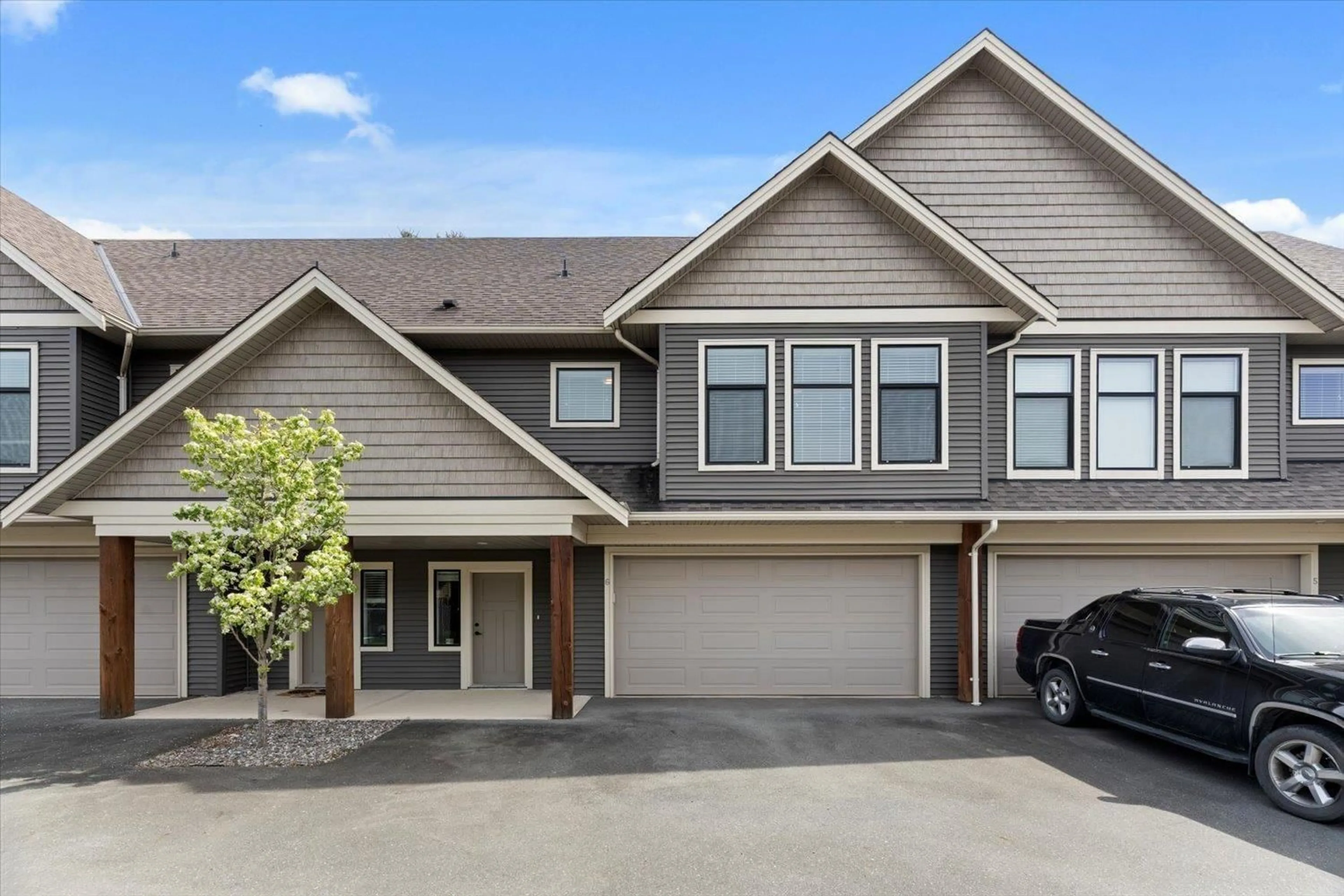Home with vinyl exterior material, street for 6 - 7435 MORROW ROAD, Agassiz British Columbia V0M1A2