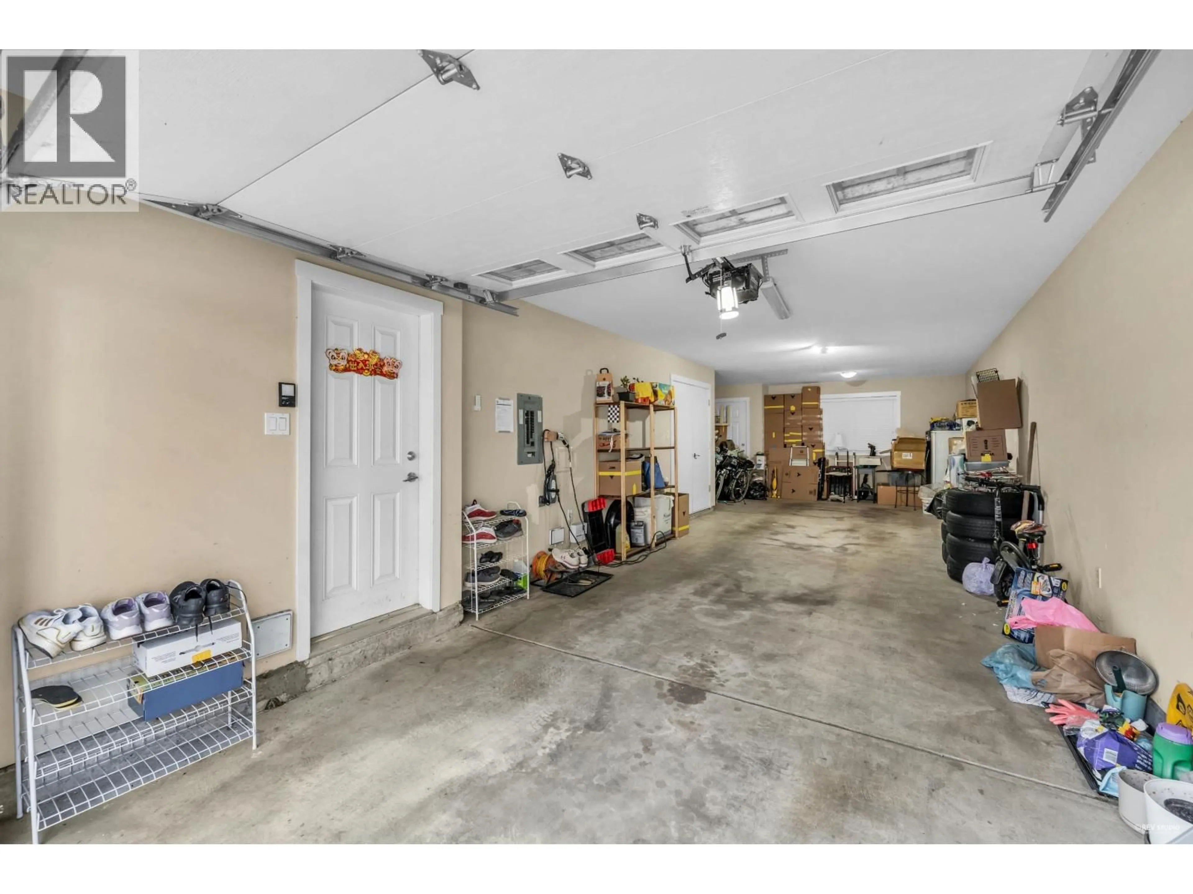 Indoor garage for 25 - 6199 BIRCH STREET, Richmond British Columbia V6Y0E4