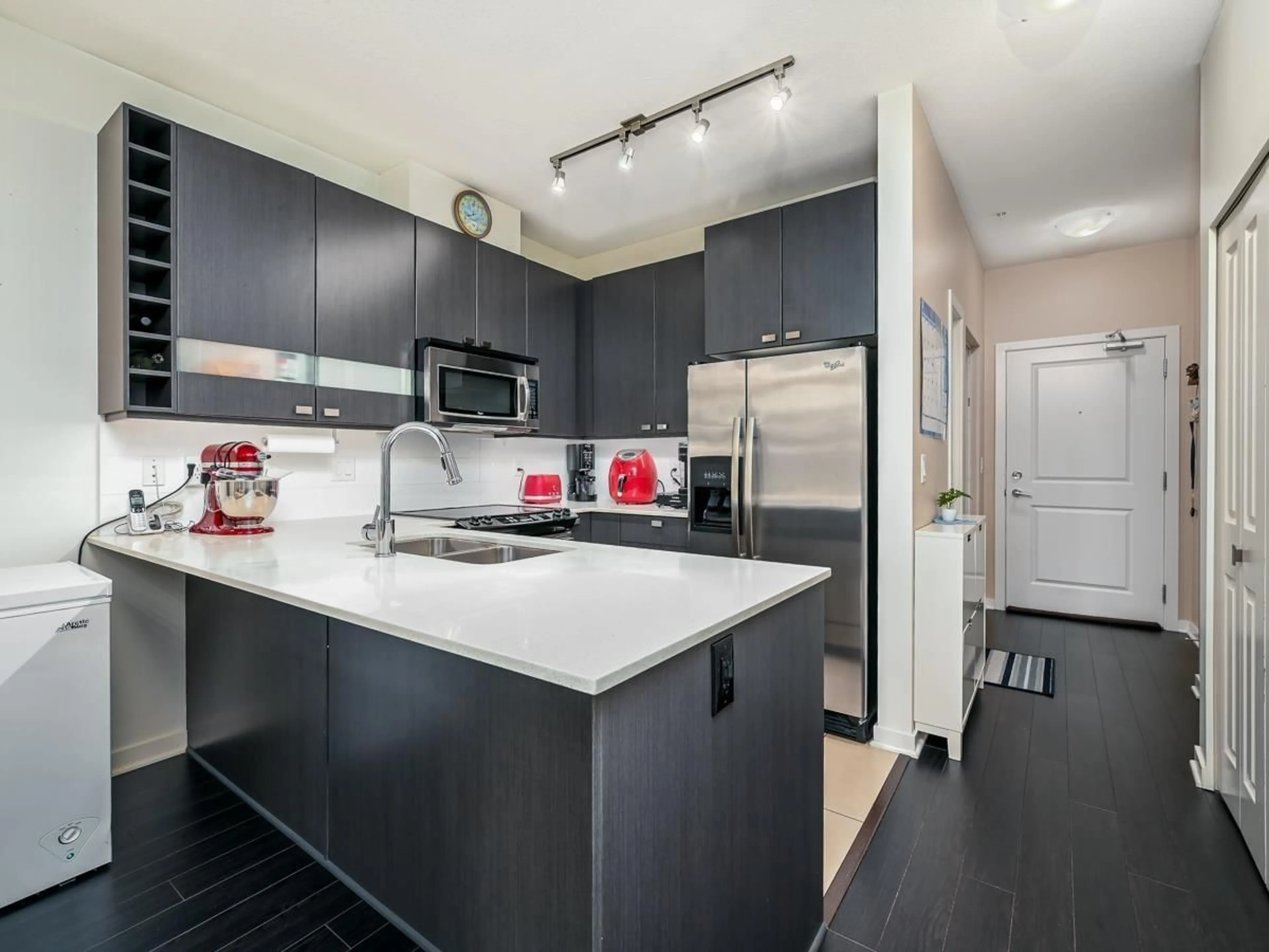 Open concept kitchen, unknown for 130 - 5655 210A, Langley British Columbia V3A0G4