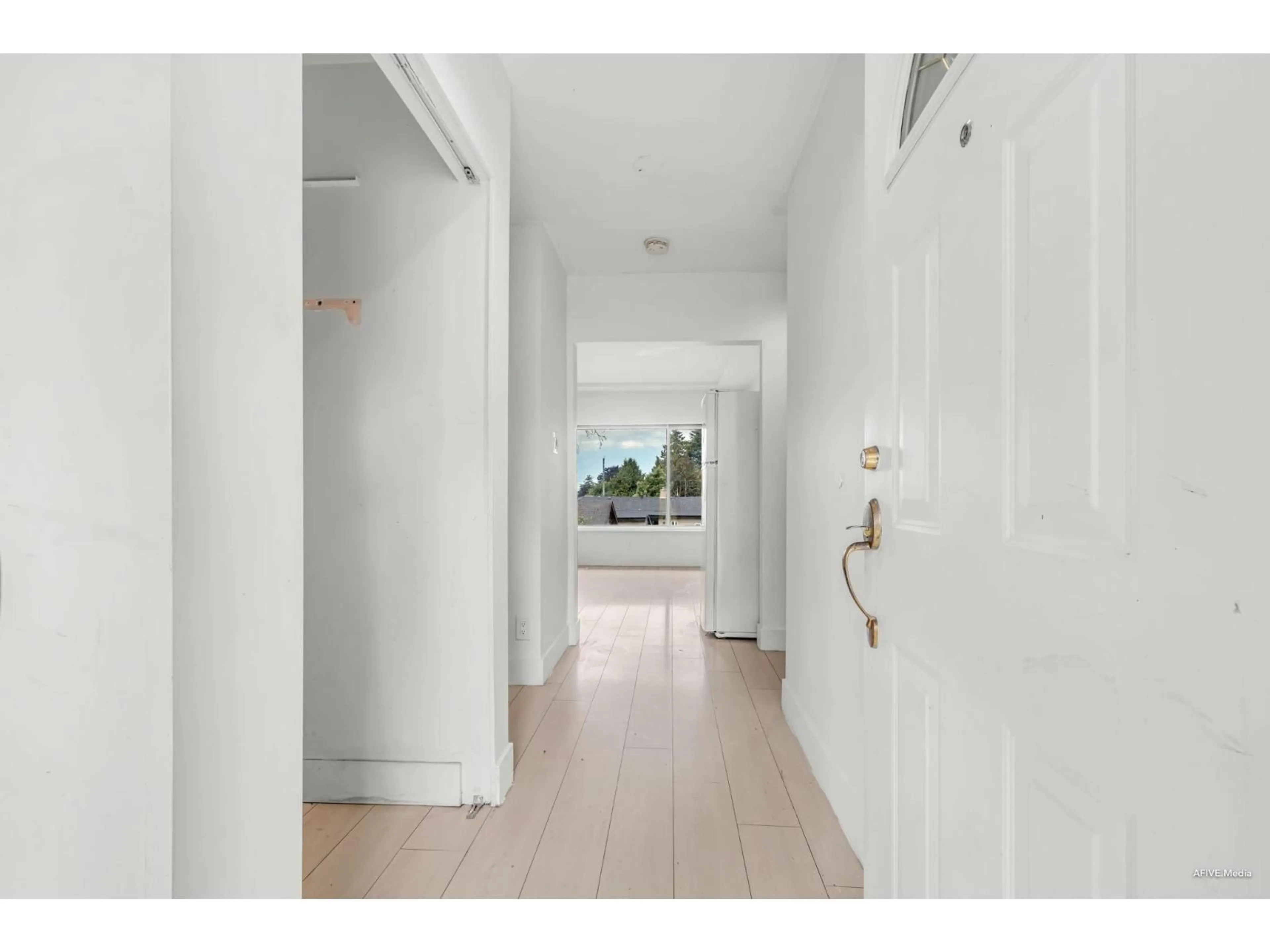 Unknown for 10317 127, Surrey British Columbia V3V5K1