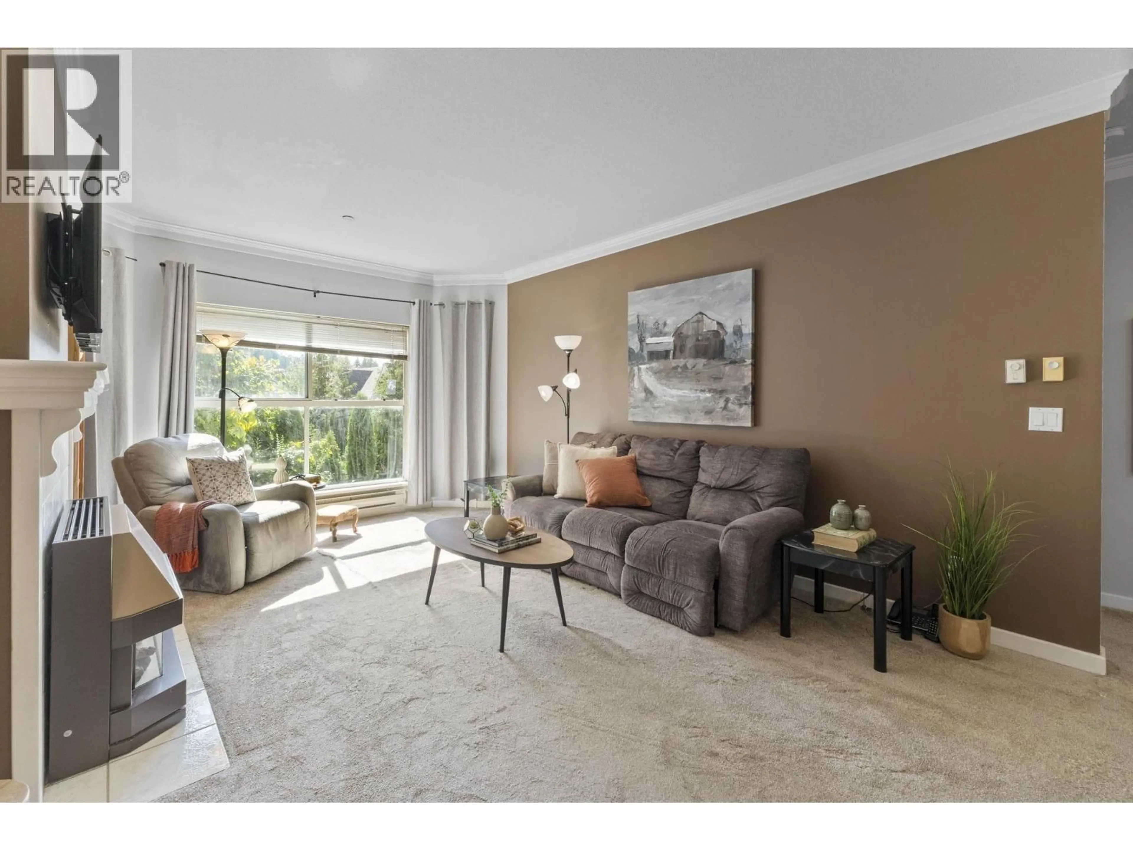 Living room with furniture, unknown for 305 - 12464 191B STREET, Pitt Meadows British Columbia V3Y2P6