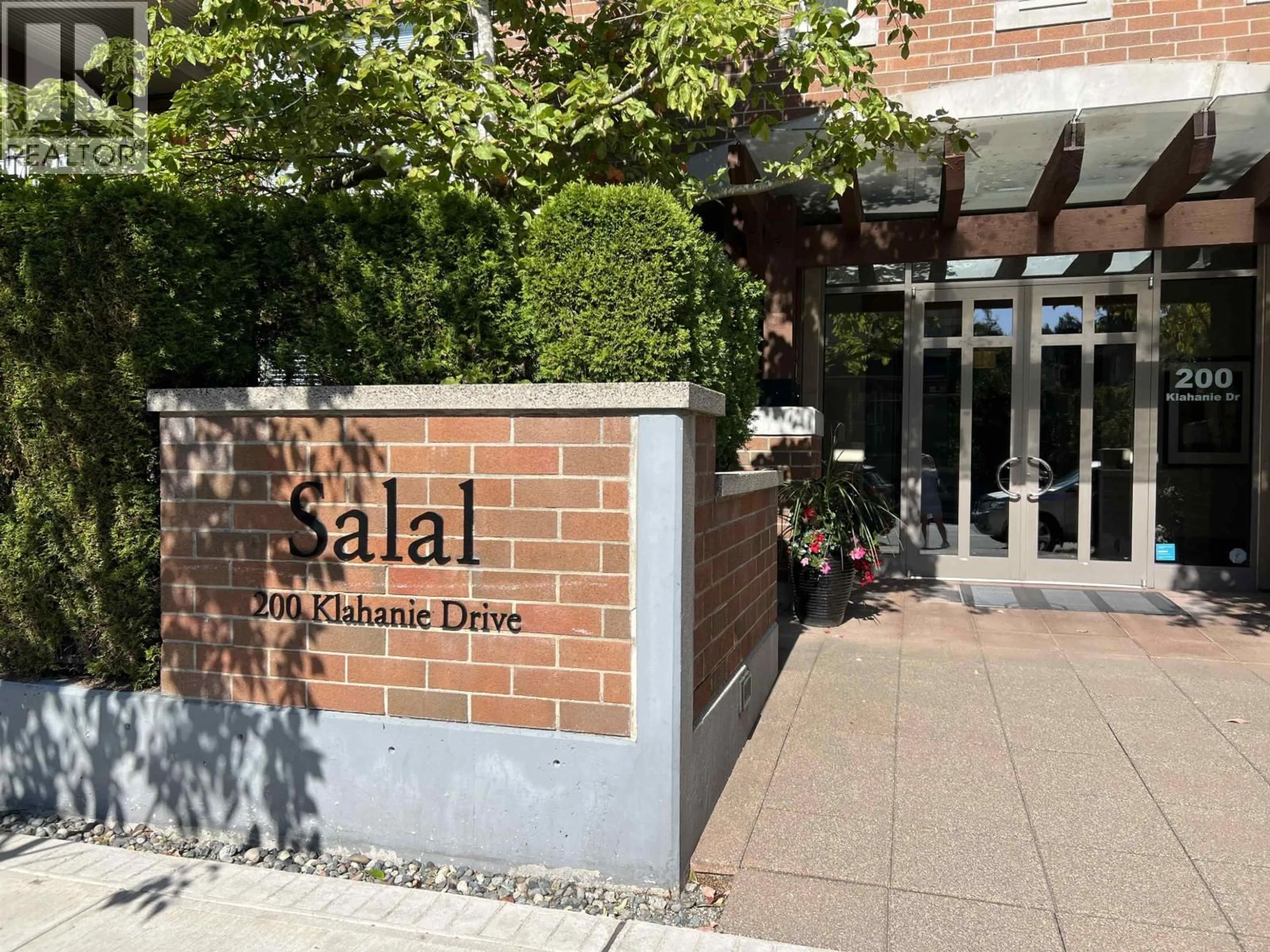 Indoor foyer for 214 - 200 KLAHANIE DRIVE, Port Moody British Columbia V3H5K7