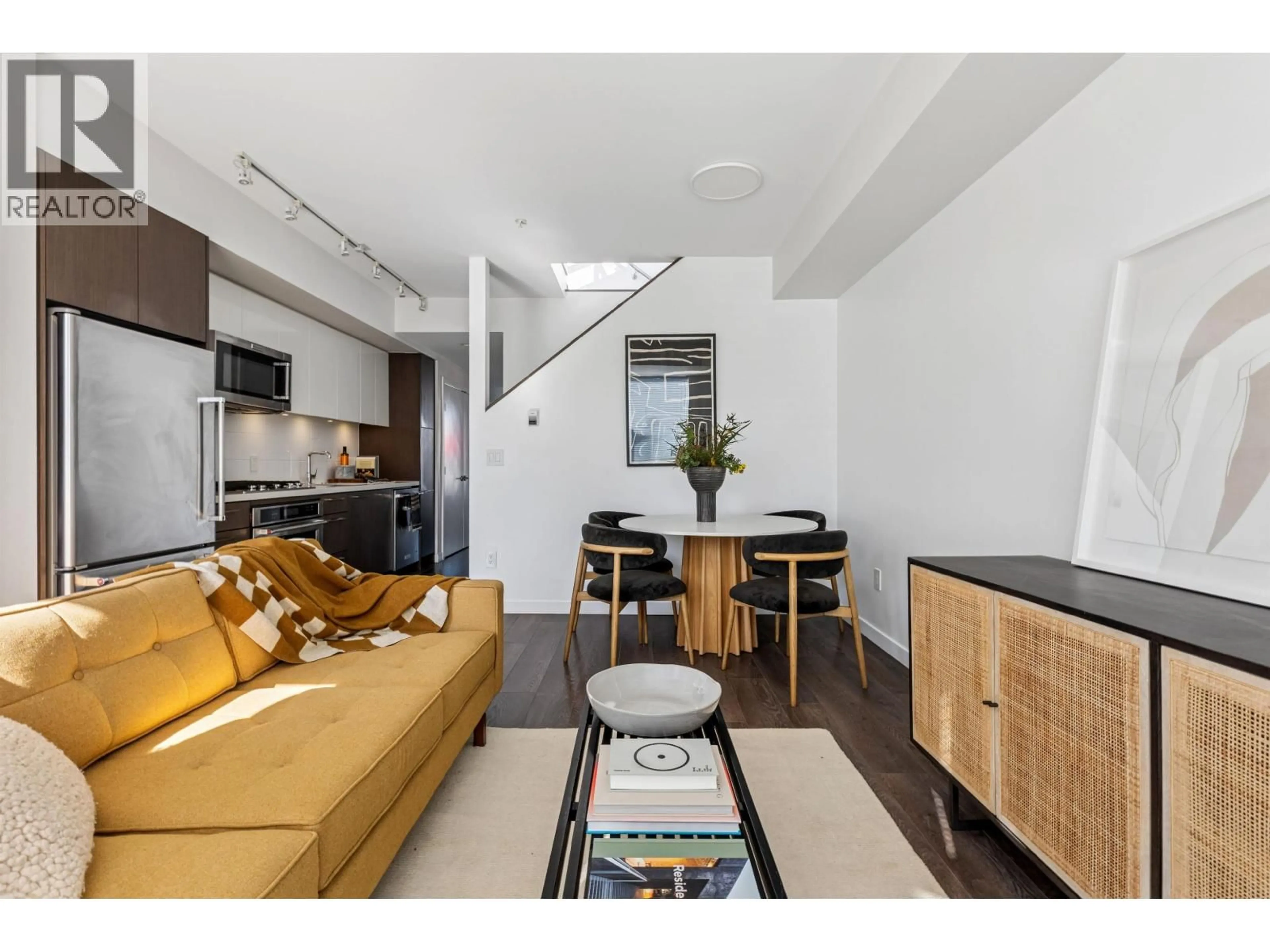 Living room with furniture, unknown for 605 - 417 GREAT NORTHERN WAY, Vancouver British Columbia V5T0G7