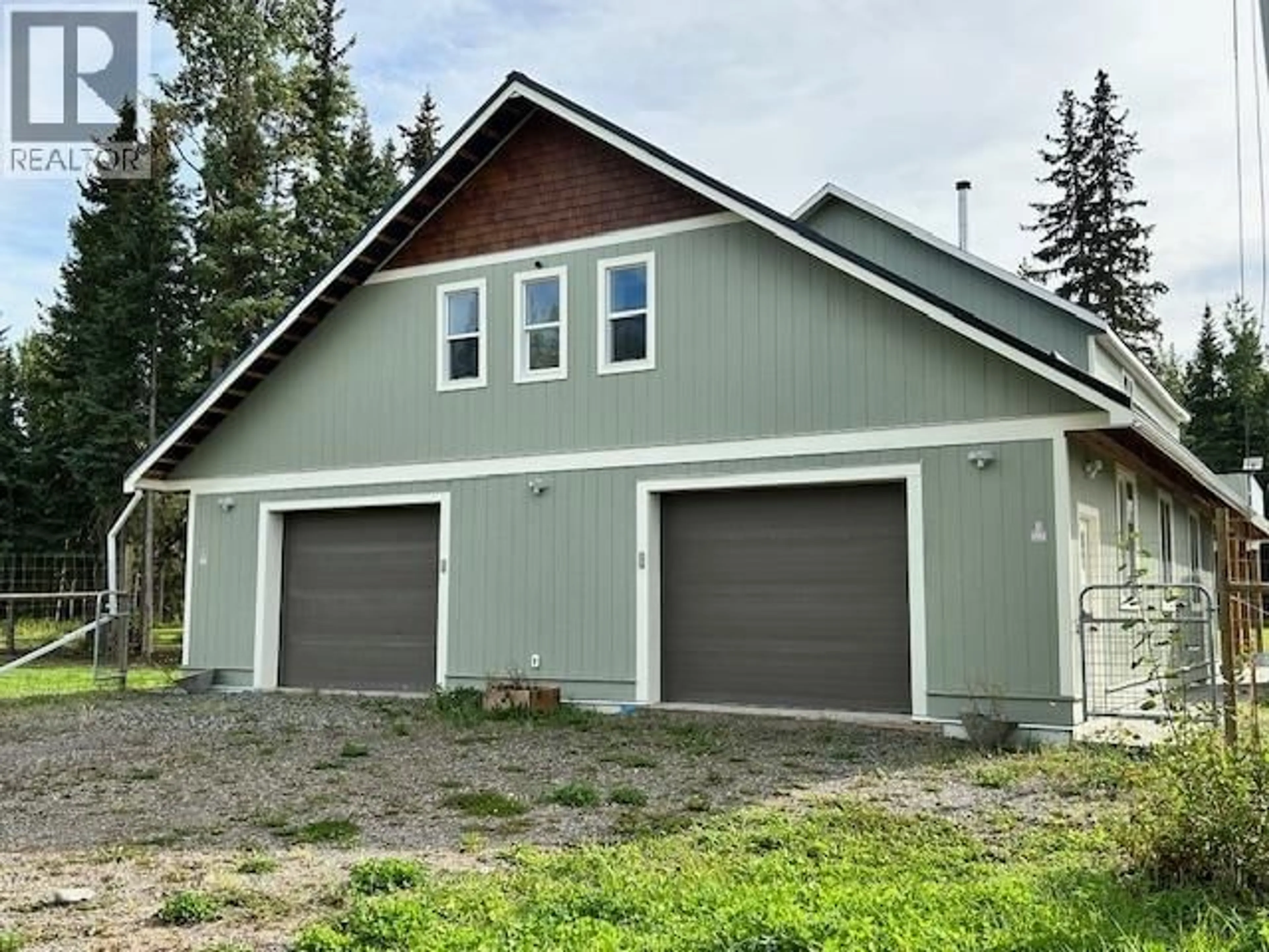 Indoor garage for 520 OAK STREET, Vanderhoof British Columbia V0J3A1