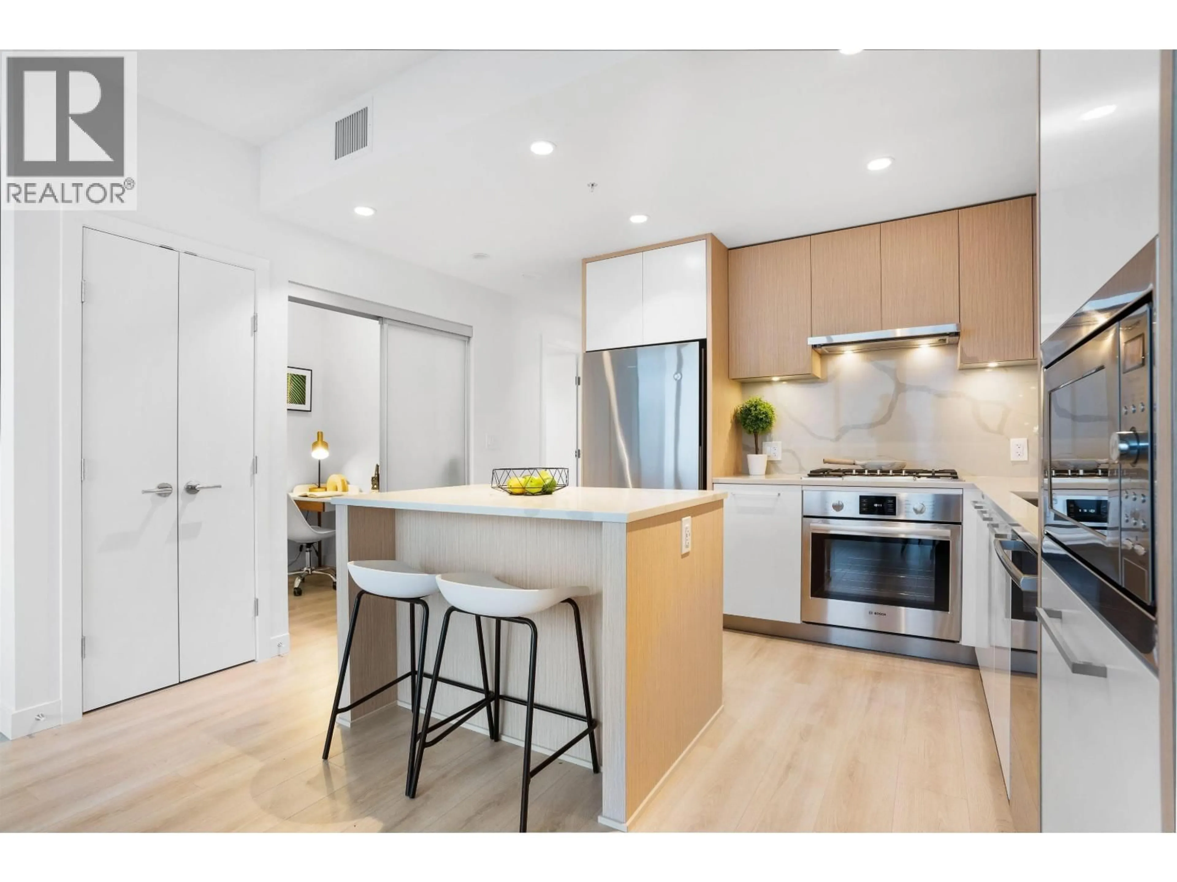 Open concept kitchen, unknown for 3607 - 567 CLARKE ROAD, Coquitlam British Columbia V3J0K7