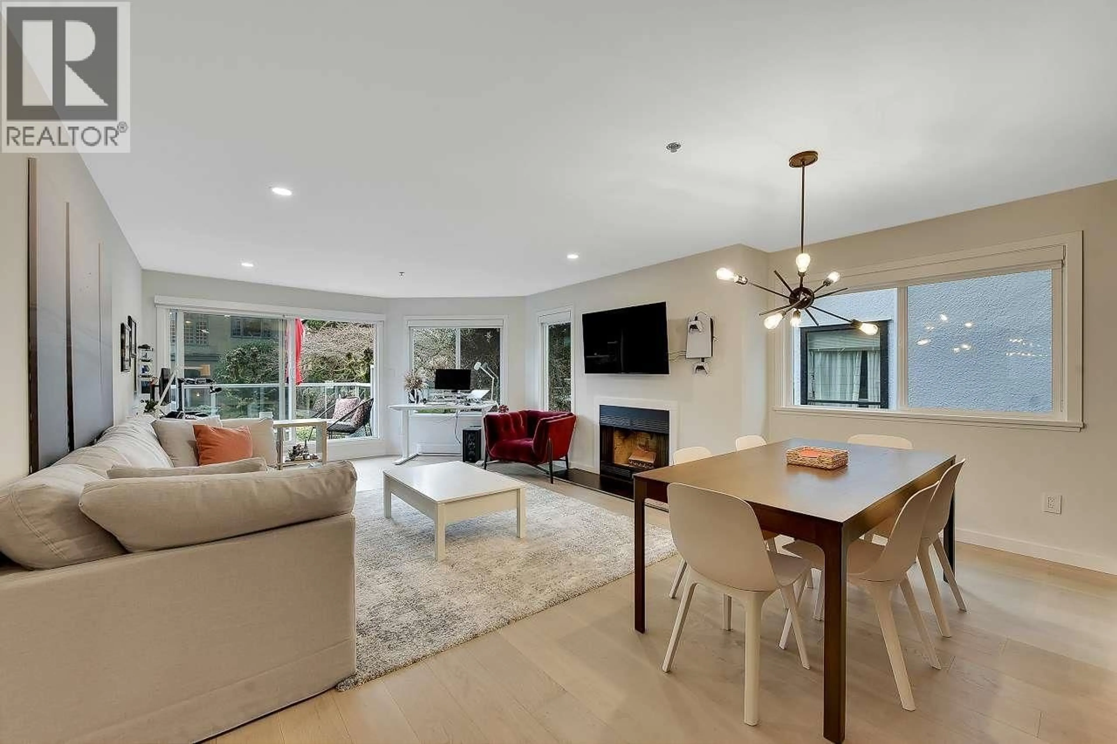 Living room with furniture, unknown for 205 - 1265 11TH AVENUE, Vancouver British Columbia V6H1K6