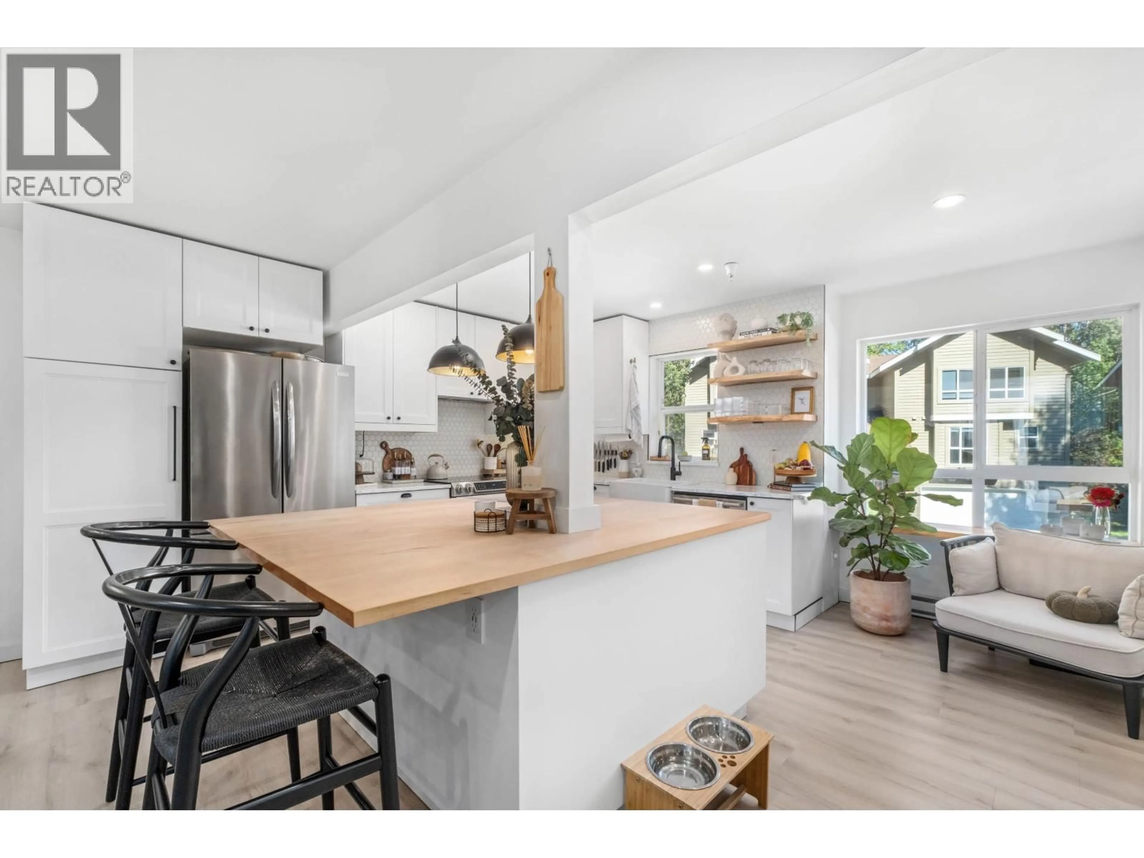 Open concept kitchen, unknown for 43 - 1400 PARK STREET, Pemberton British Columbia V0N2L1