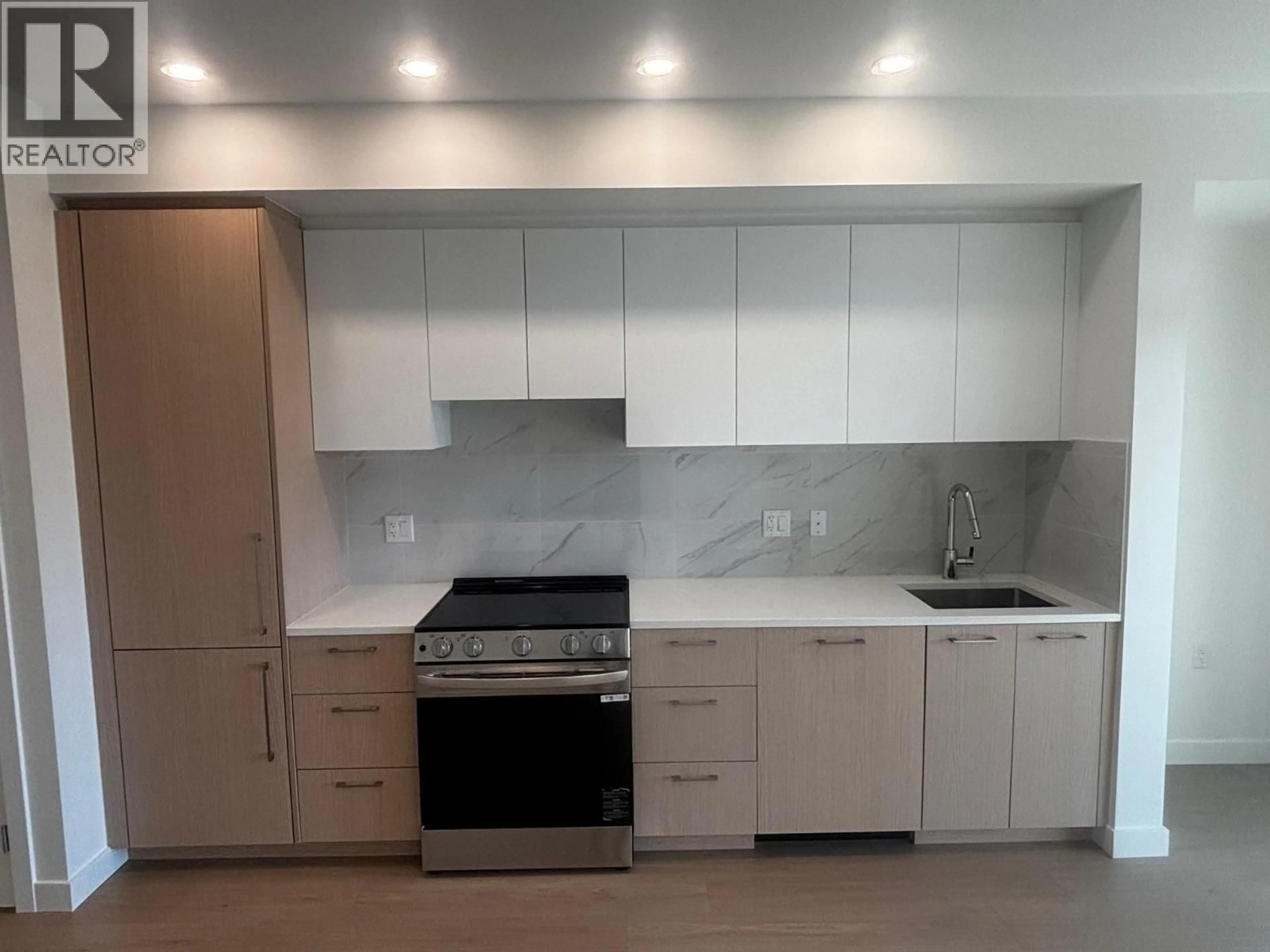 Standard kitchen, unknown for 410 - 150 JAMES ROAD, Port Moody British Columbia V3H0N7