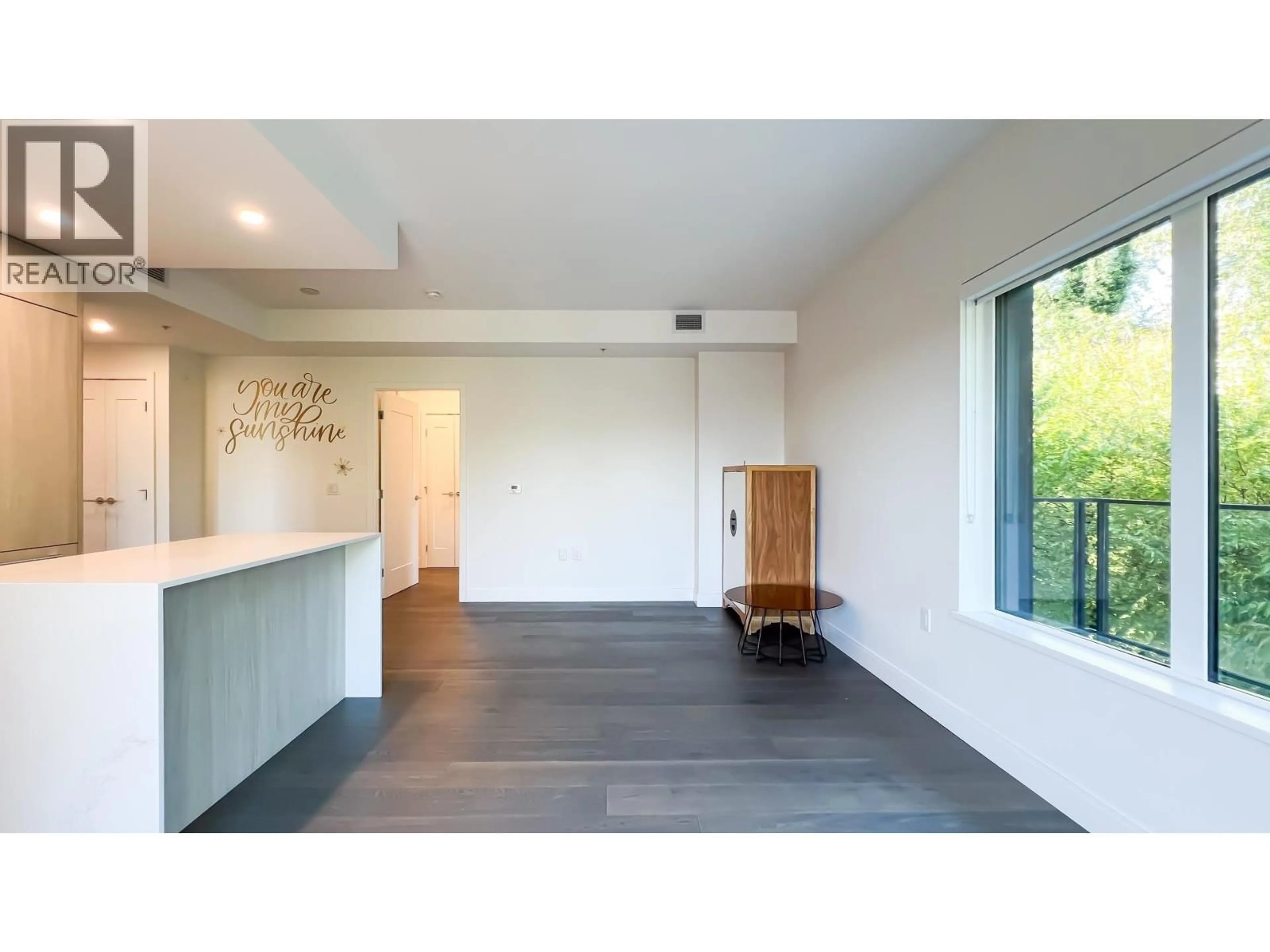 Indoor entryway for 402 - 488 58TH AVENUE, Vancouver British Columbia V5X1V5