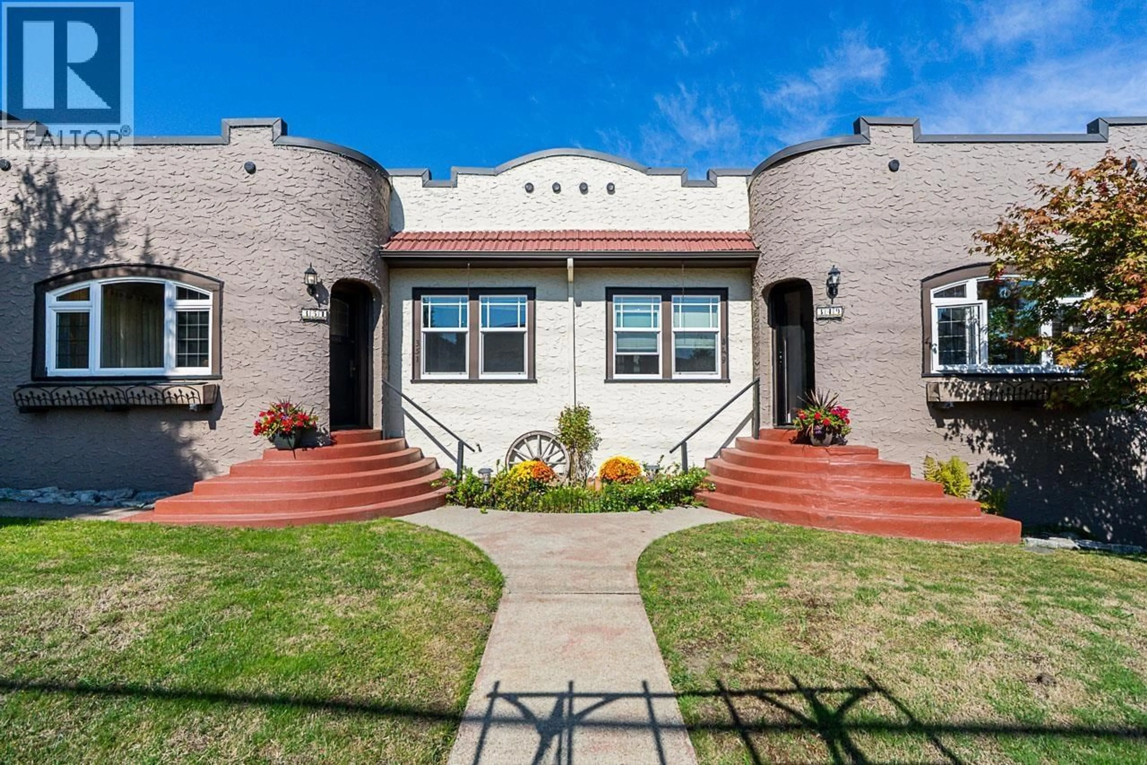 Home with brick exterior material, building for 349-351 CUMBERLAND STREET, New Westminster British Columbia V3L3G4