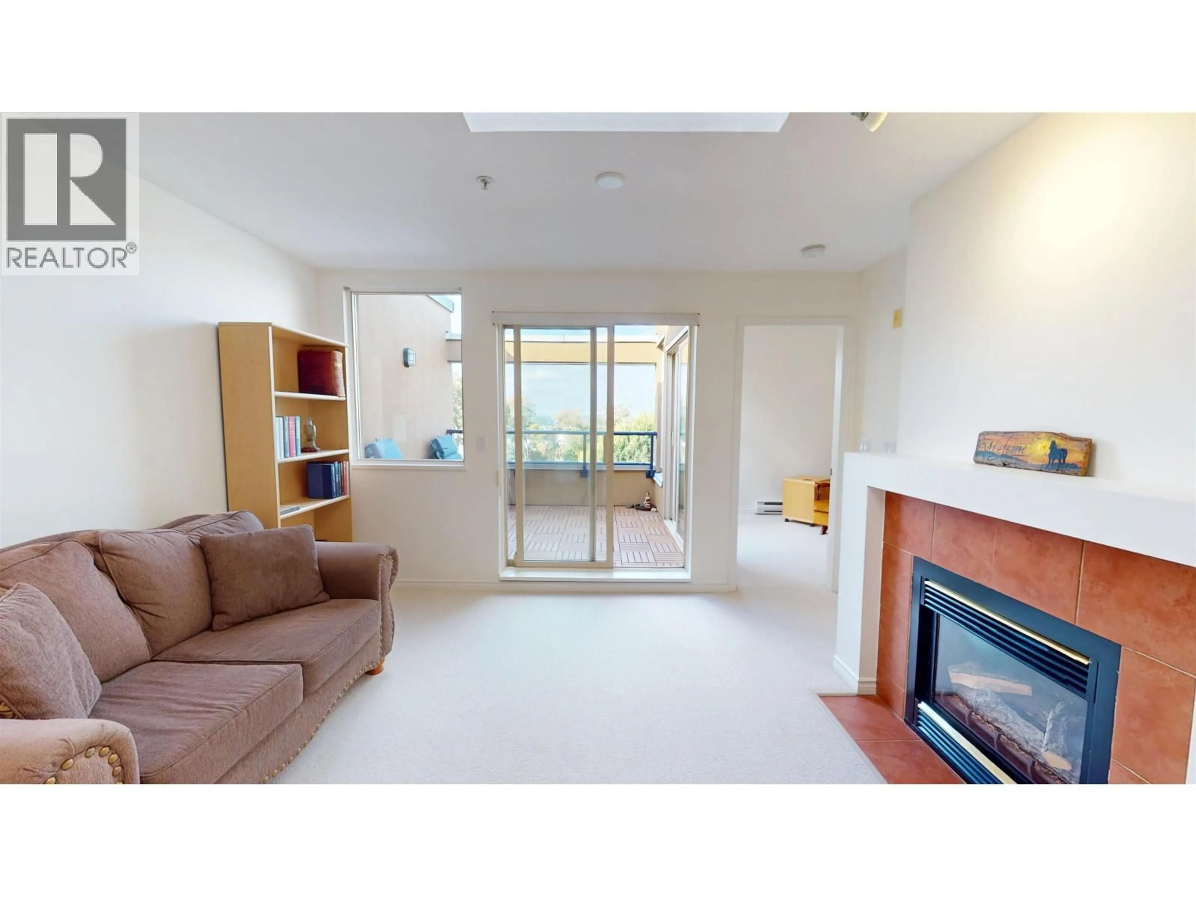 A pic of a room for 408 - 1688 4TH AVENUE, Vancouver British Columbia V5N1J8