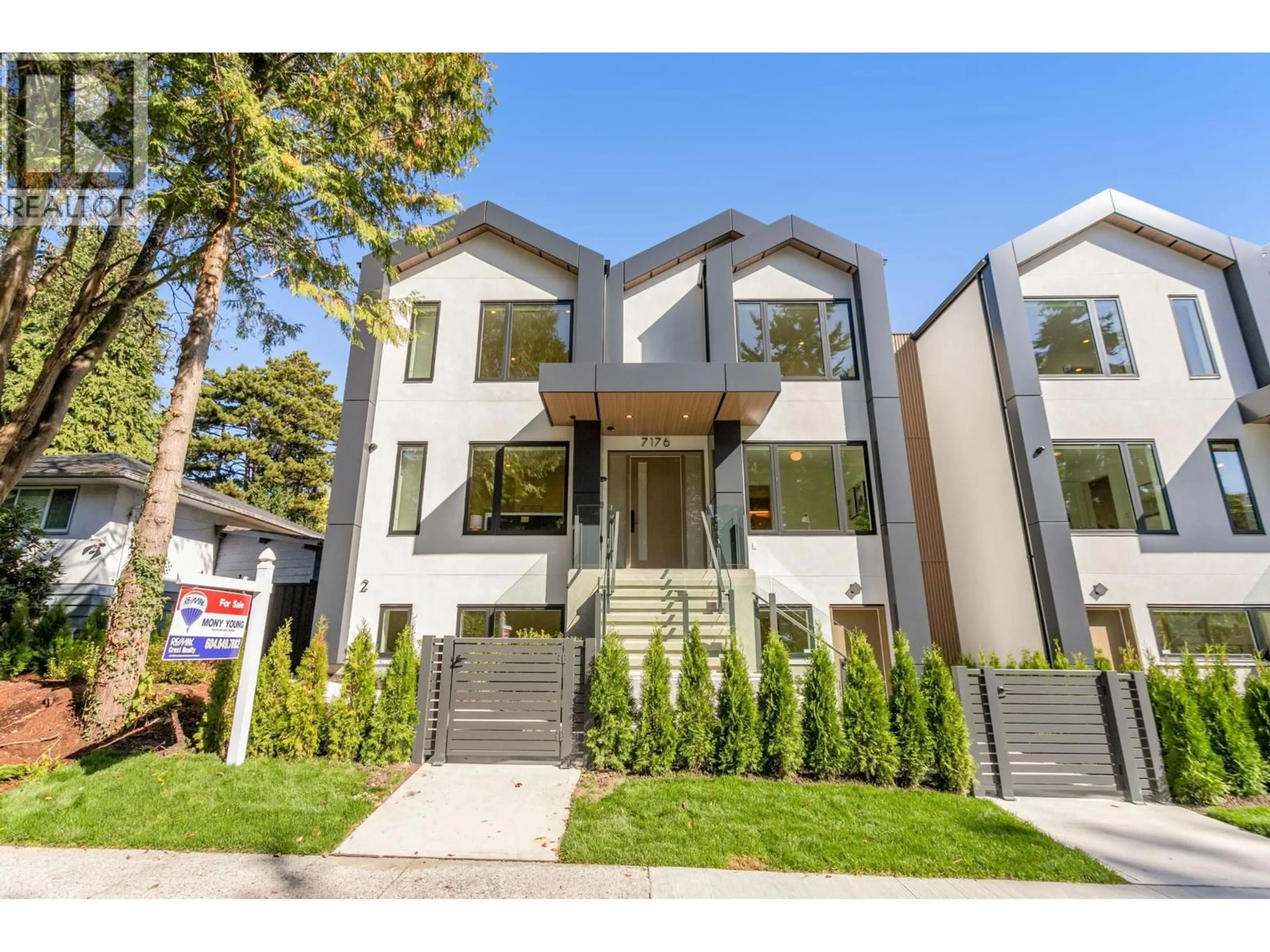 Home with brick exterior material, street for 7176 EAST BOULEVARD, Vancouver British Columbia V6P5R4
