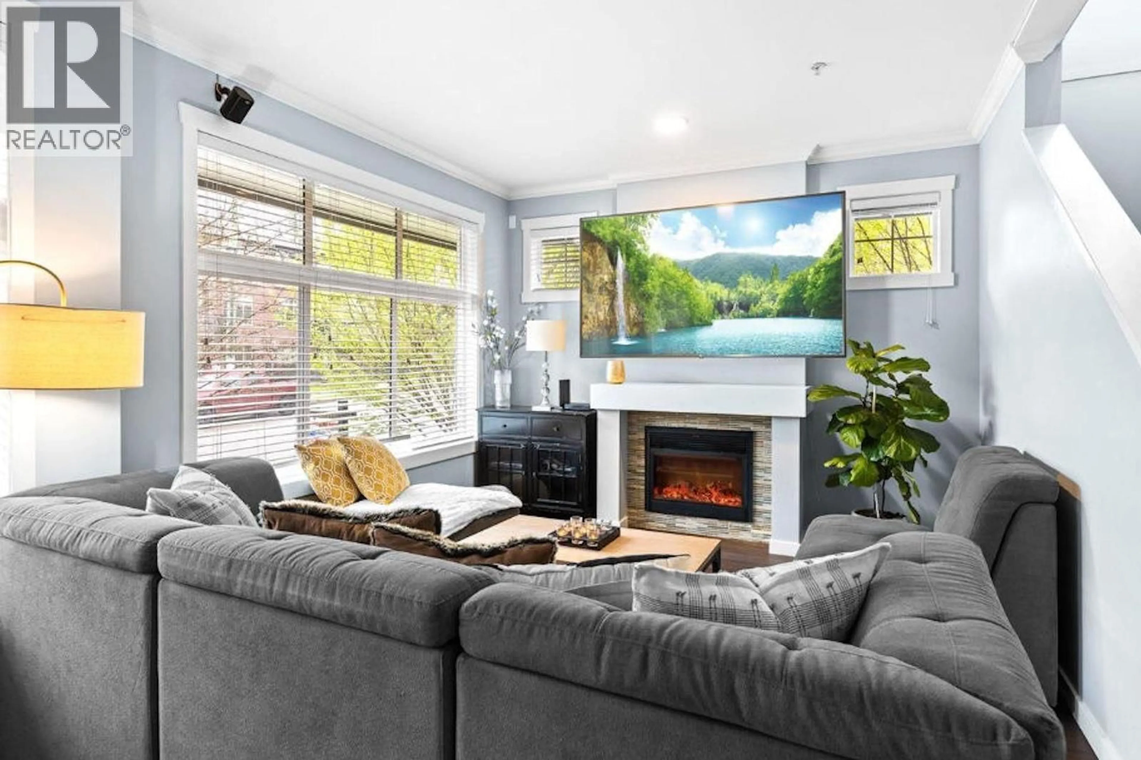 Living room with furniture, unknown for 3 - 13819 232 STREET, Maple Ridge British Columbia V4R0C7