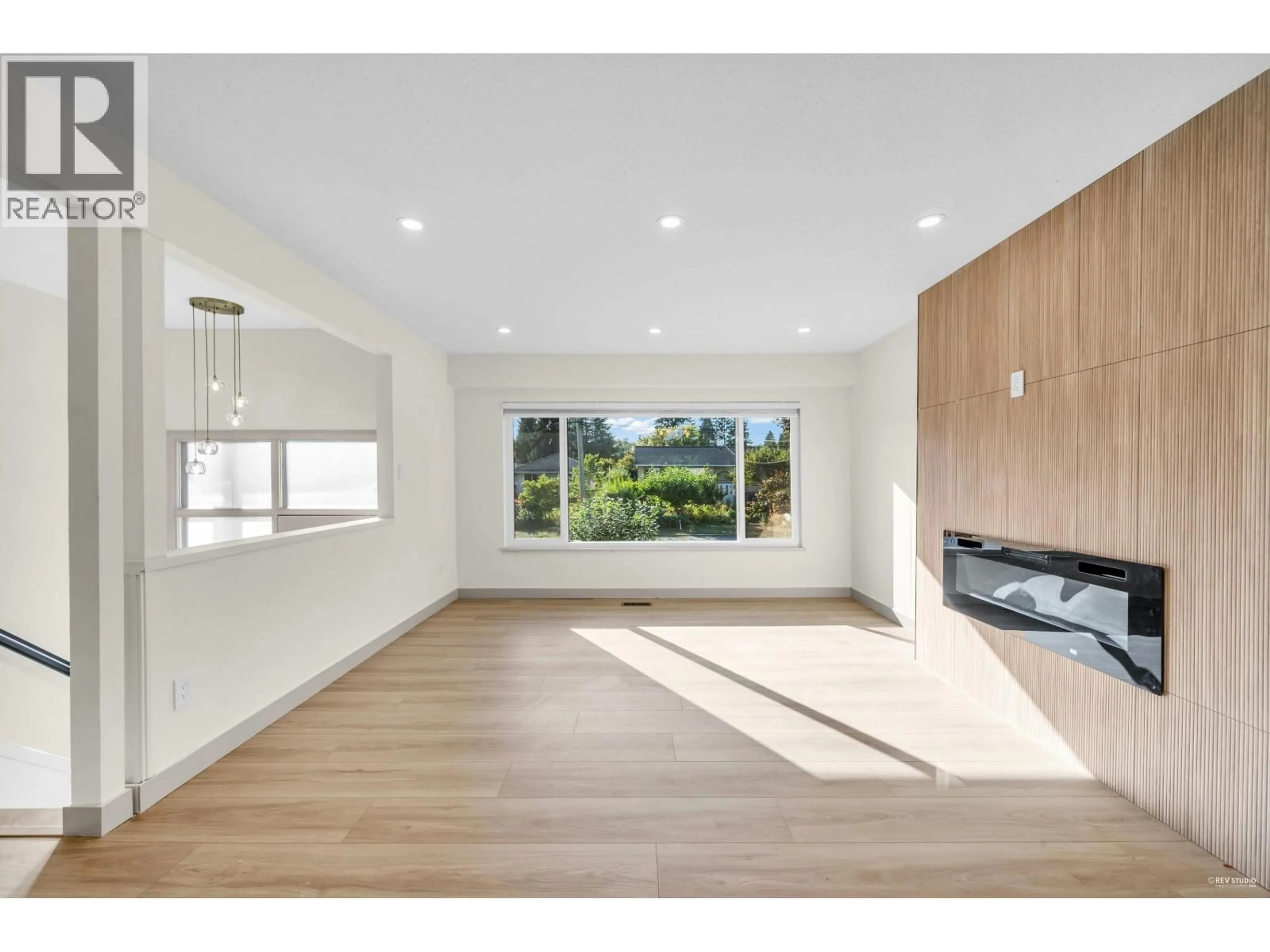 A pic of a room for 3640 ST. ANNE STREET, Port Coquitlam British Columbia V3B4G8
