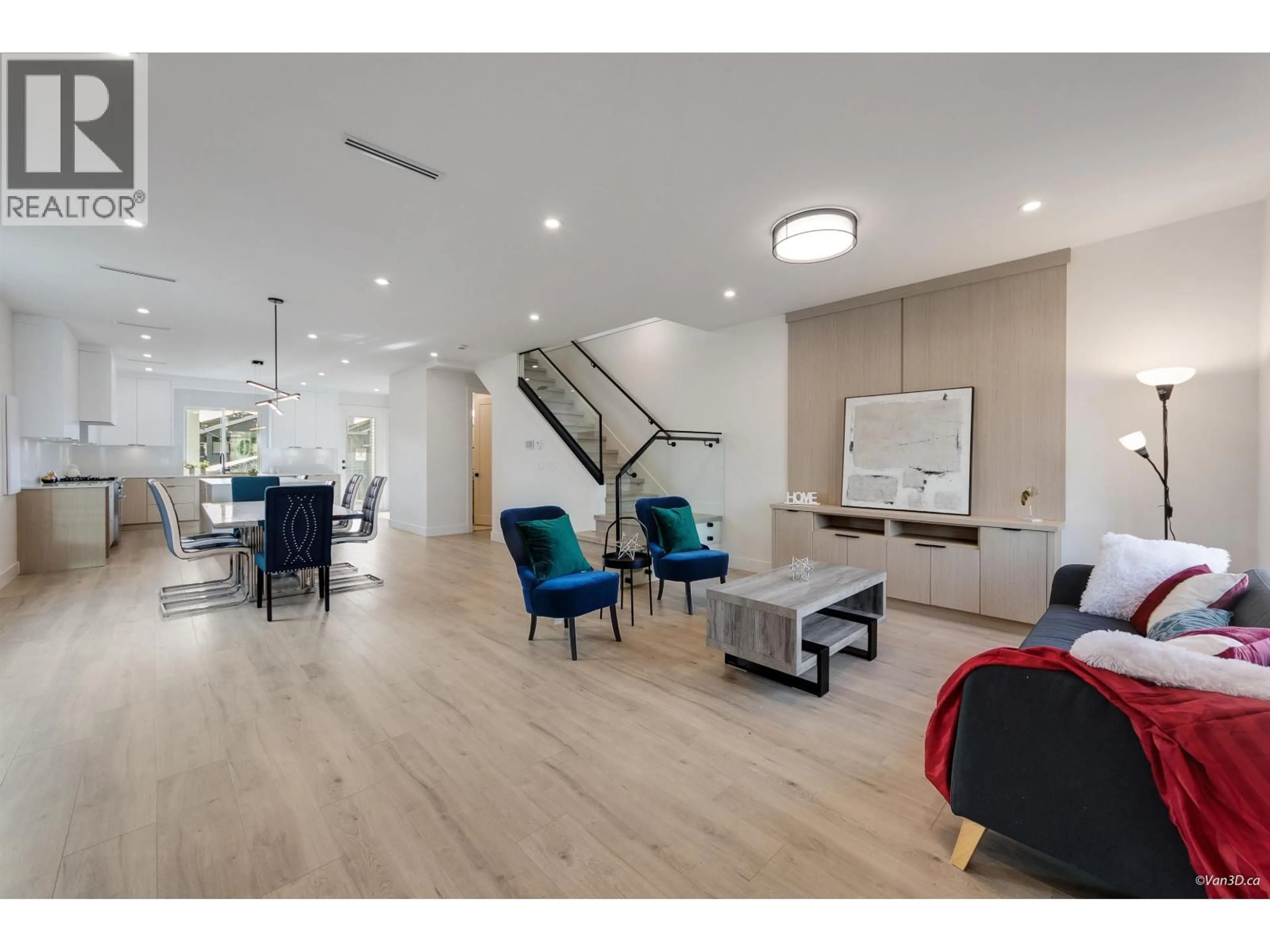 Unknown for 1 - 7893 2ND STREET, Burnaby British Columbia V3N0K2
