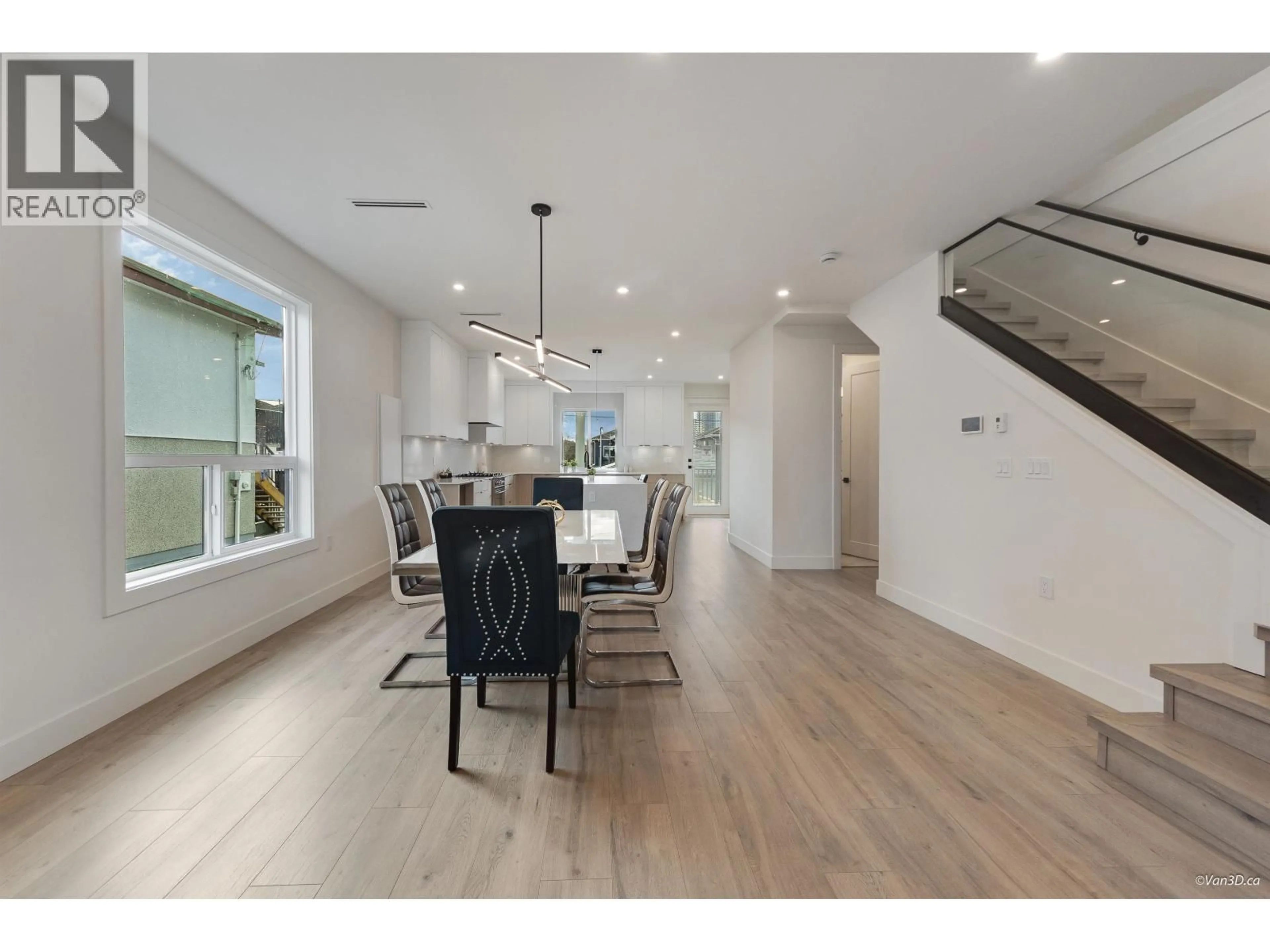 Open concept kitchen, wood/laminate floor for 1 - 7893 2ND STREET, Burnaby British Columbia V3N0K2