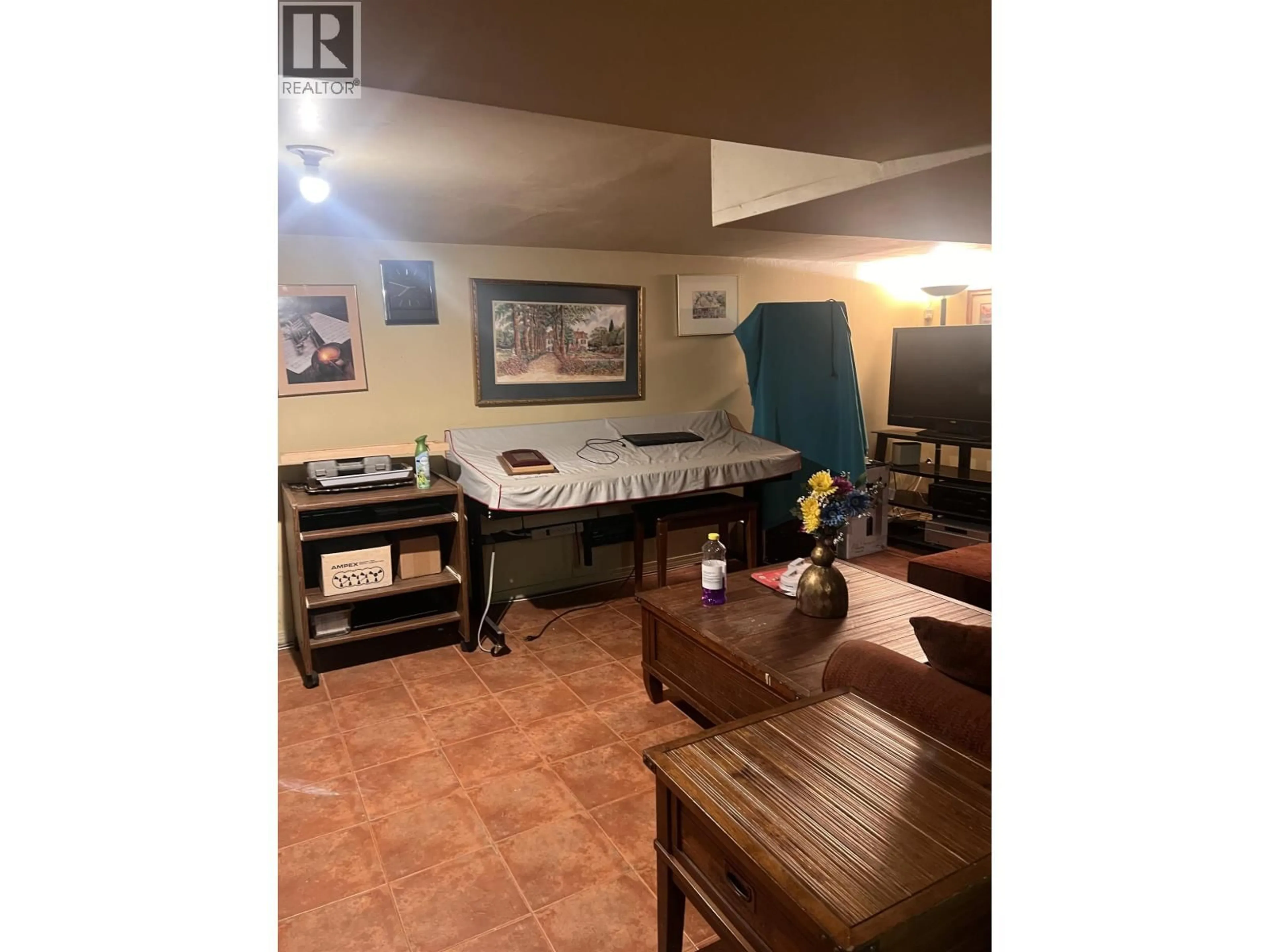 A pic of a room for 2141 MARINE WAY, New Westminster British Columbia V3M2H2