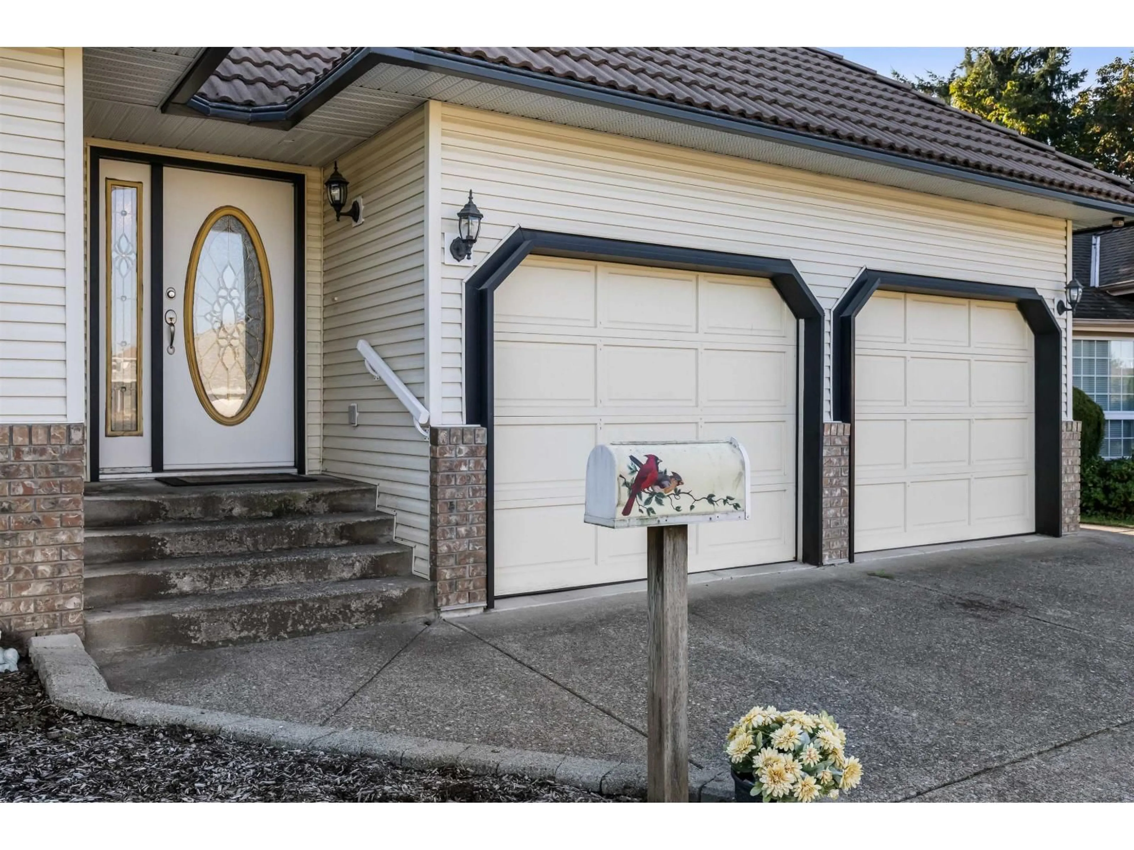 Indoor garage for 2971 SOUTHERN, Abbotsford British Columbia V2T5H8