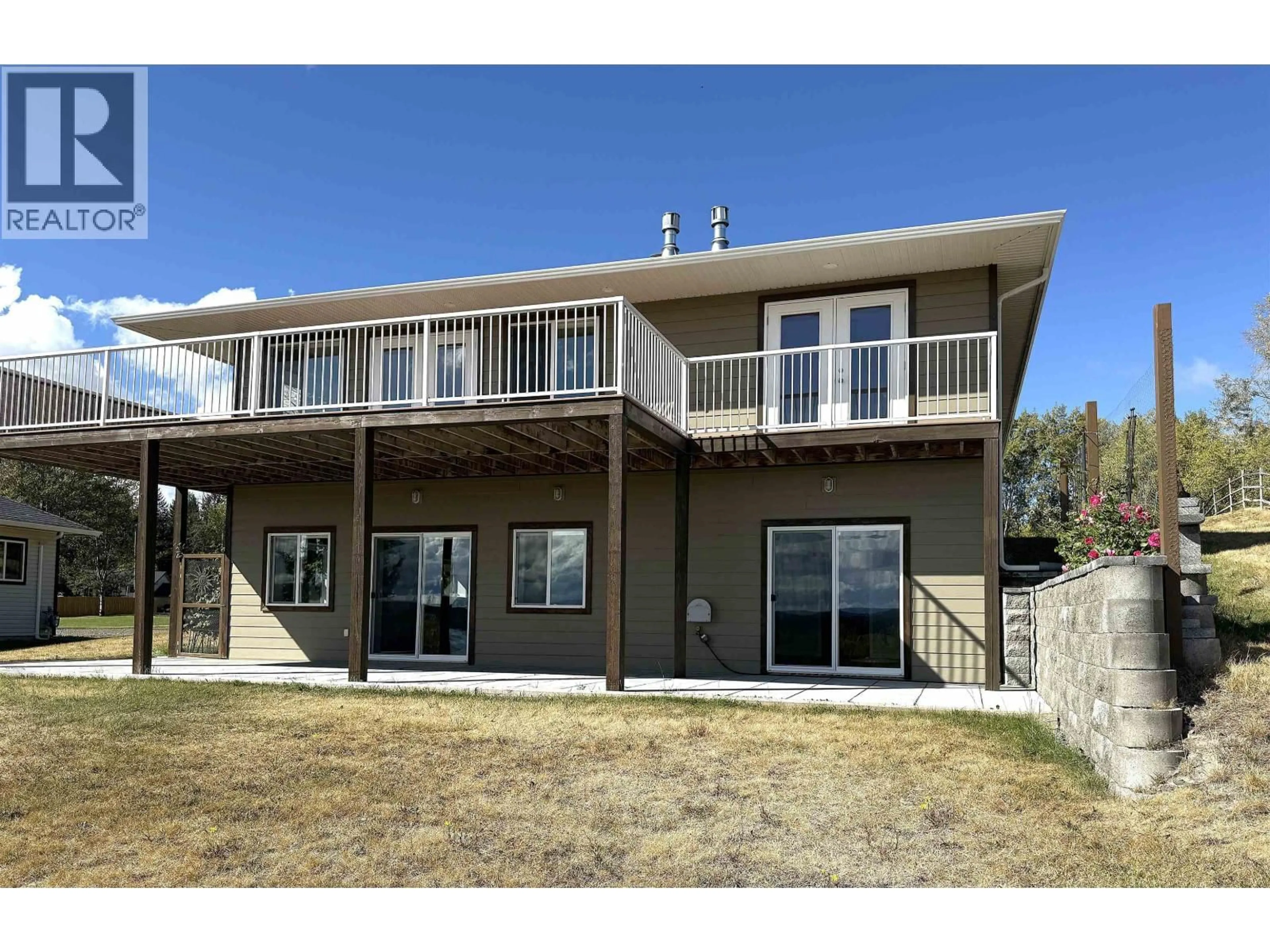 Home with vinyl exterior material, water/lake/river/ocean view for 5072 BLOCK DRIVE, 108 Mile Ranch British Columbia V0K2Z0