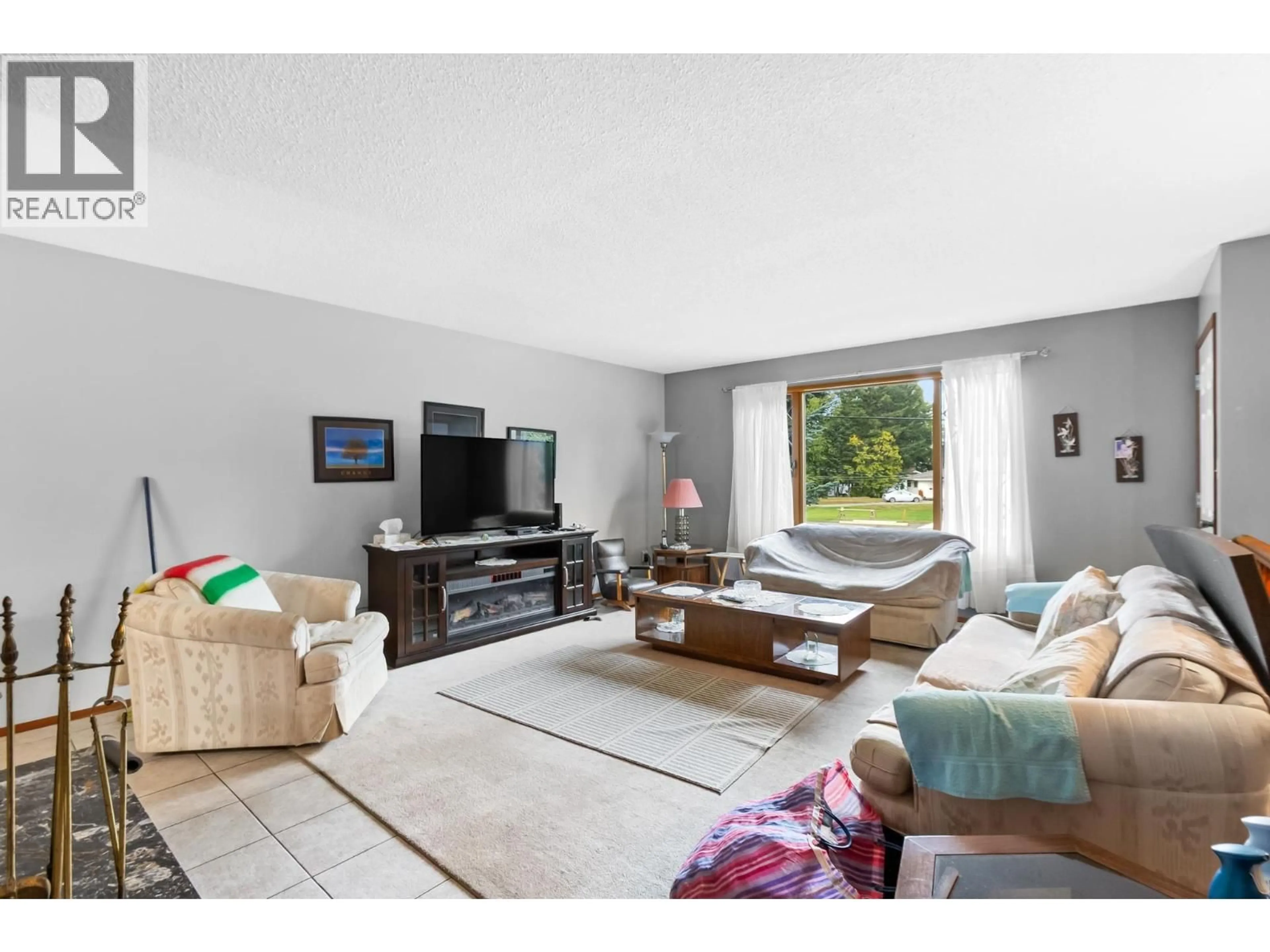 Living room with furniture, unknown for 4123 HIGHLAND DRIVE, Prince George British Columbia V2K2C4