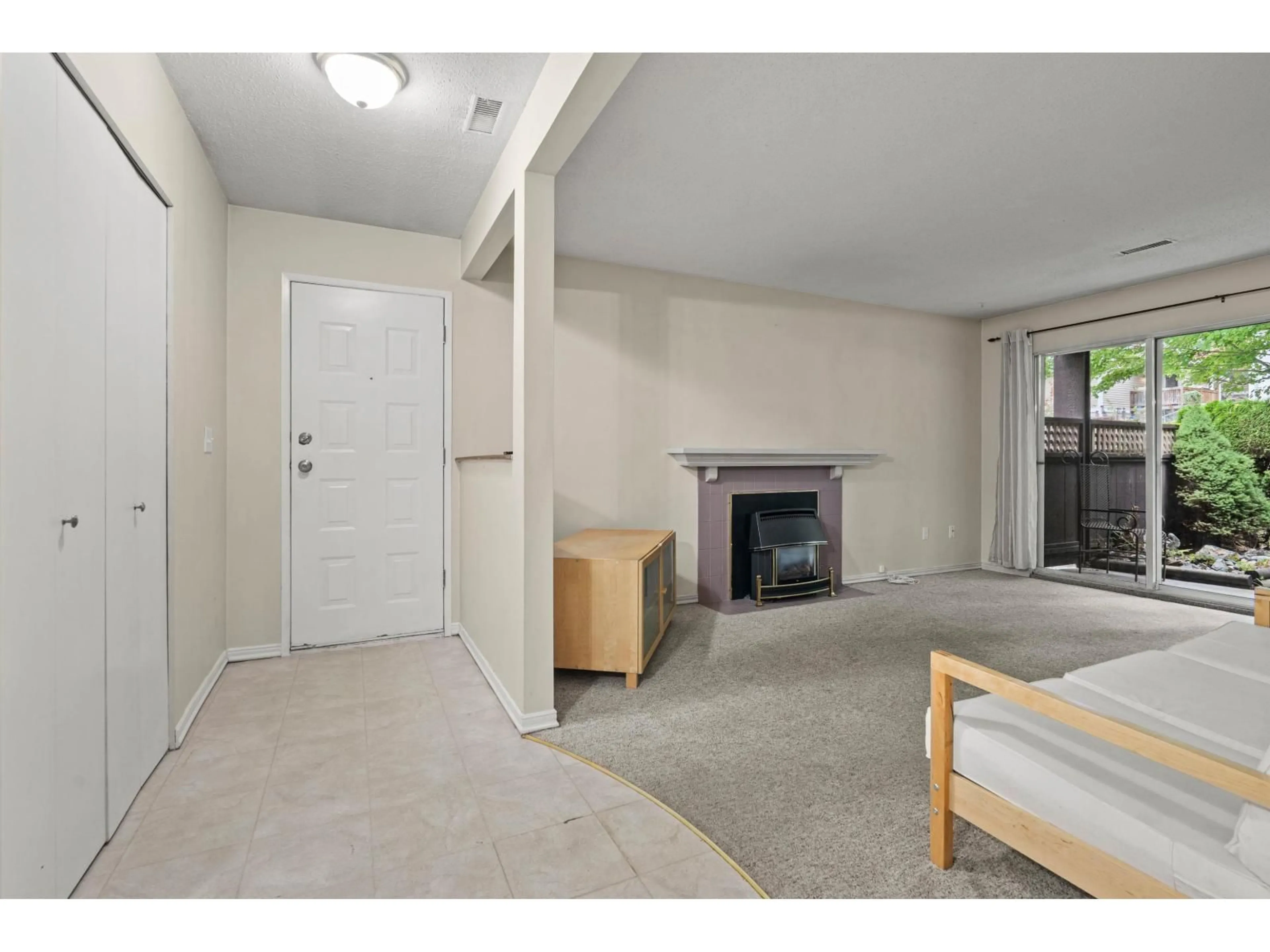 Unknown for 1012 - 34909 OLD YALE, Abbotsford British Columbia V3G2E7