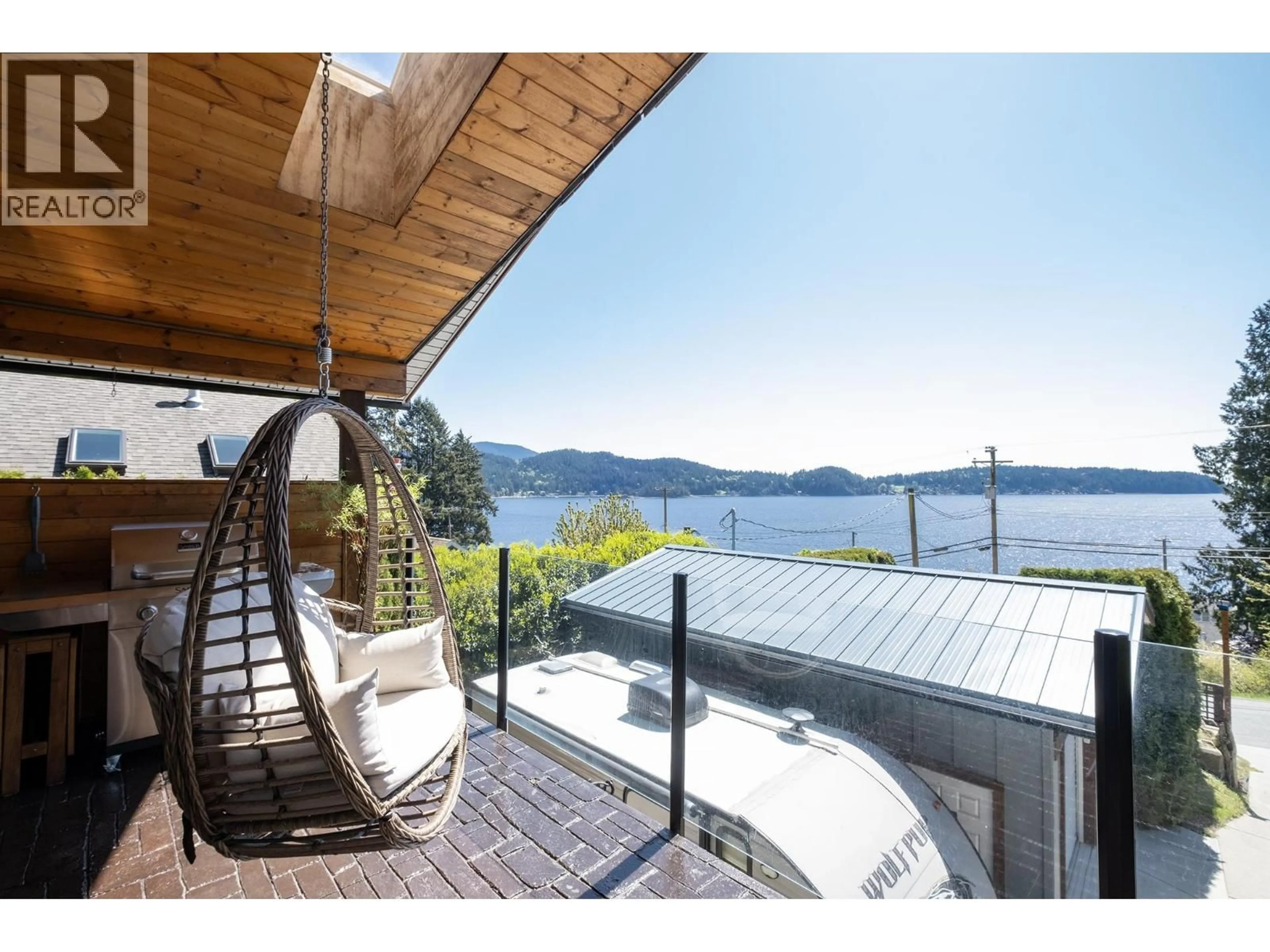 Patio, water/lake/river/ocean view for 454 CENTRAL AVENUE, Gibsons British Columbia V0N1V1