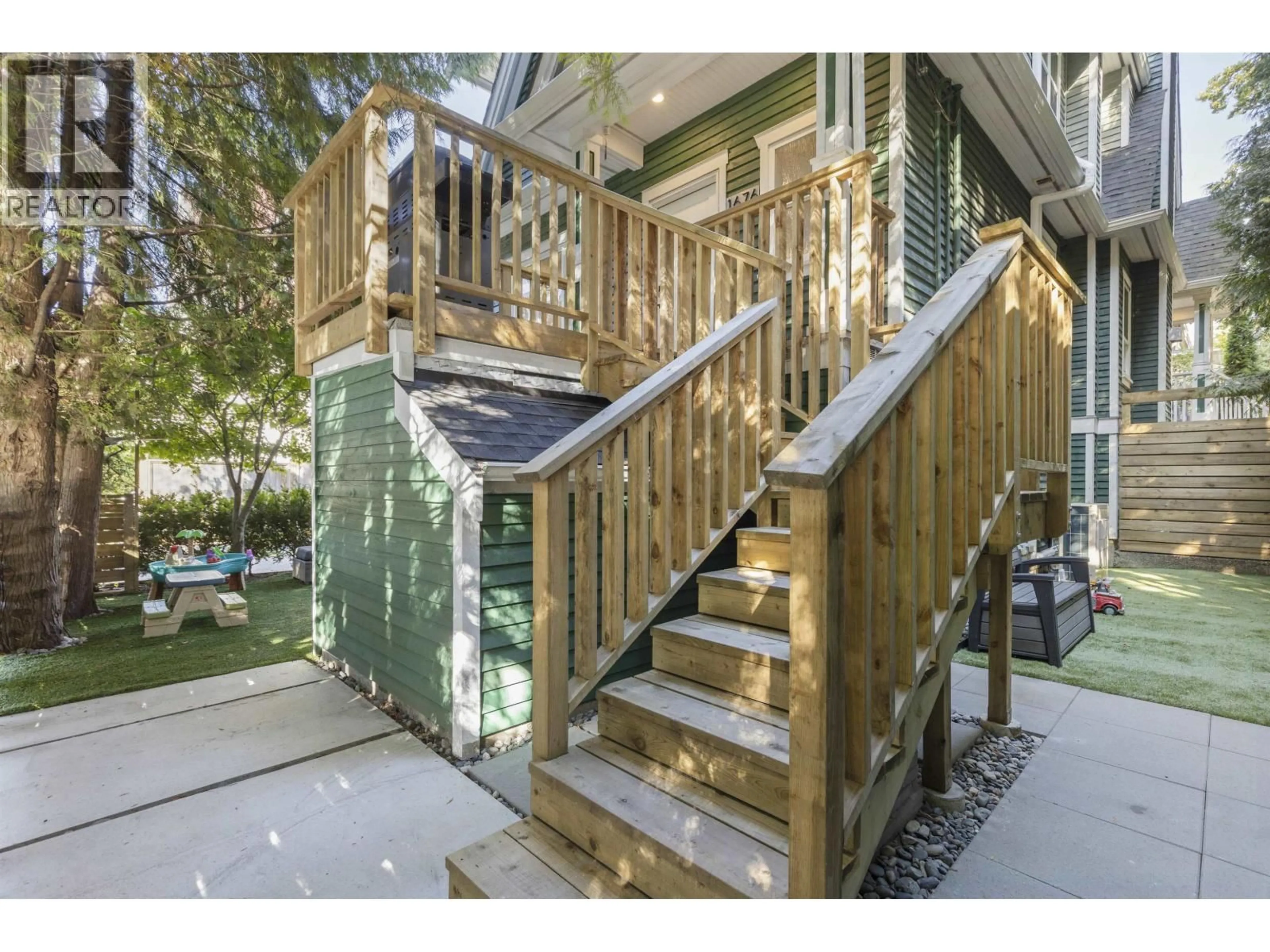 Unknown for 1676 VICTORIA DRIVE, Vancouver British Columbia V5L4H3