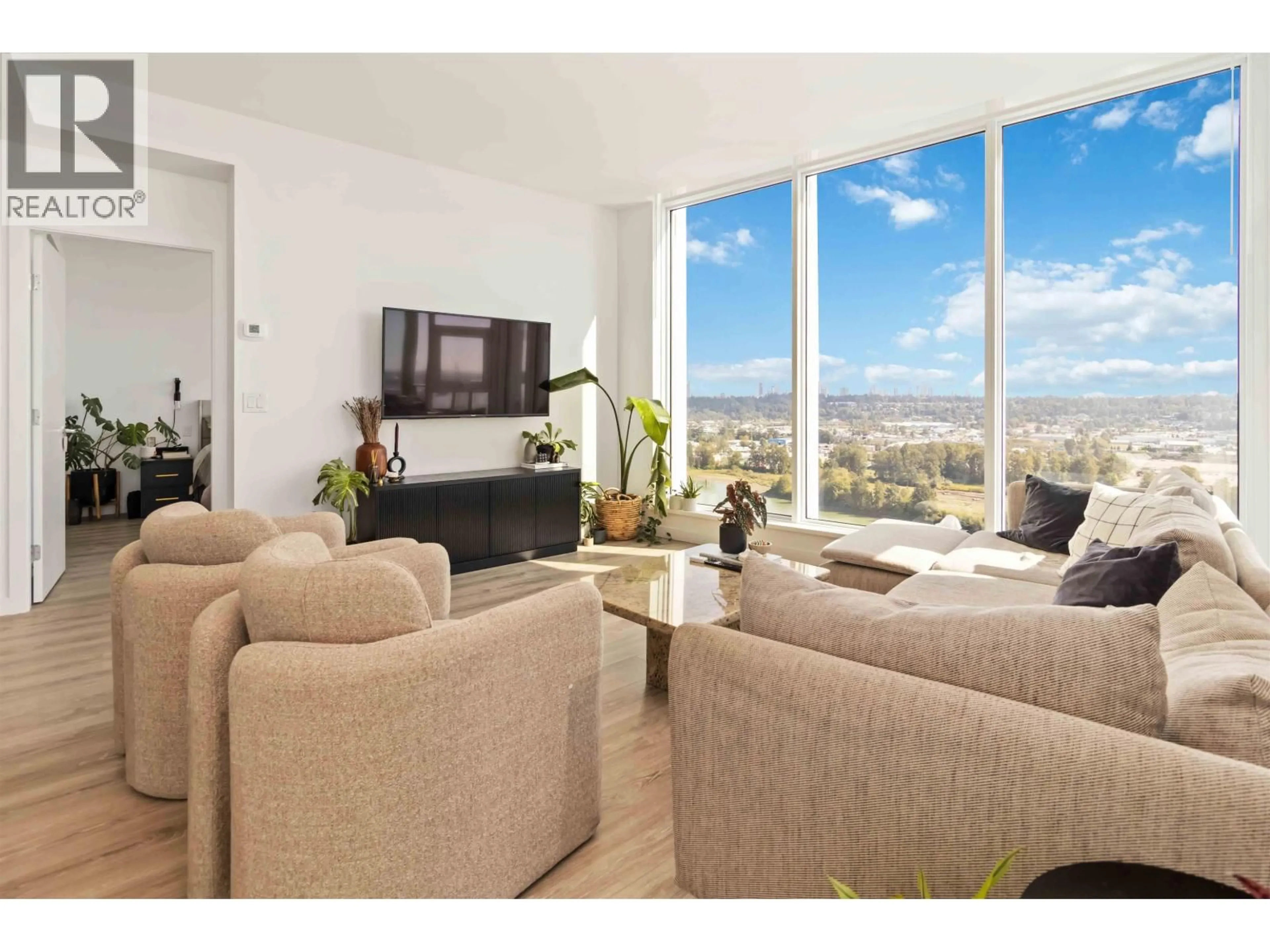 Living room with furniture, unknown for 2508 - 680 QUAYSIDE DRIVE, New Westminster British Columbia V3M0P2