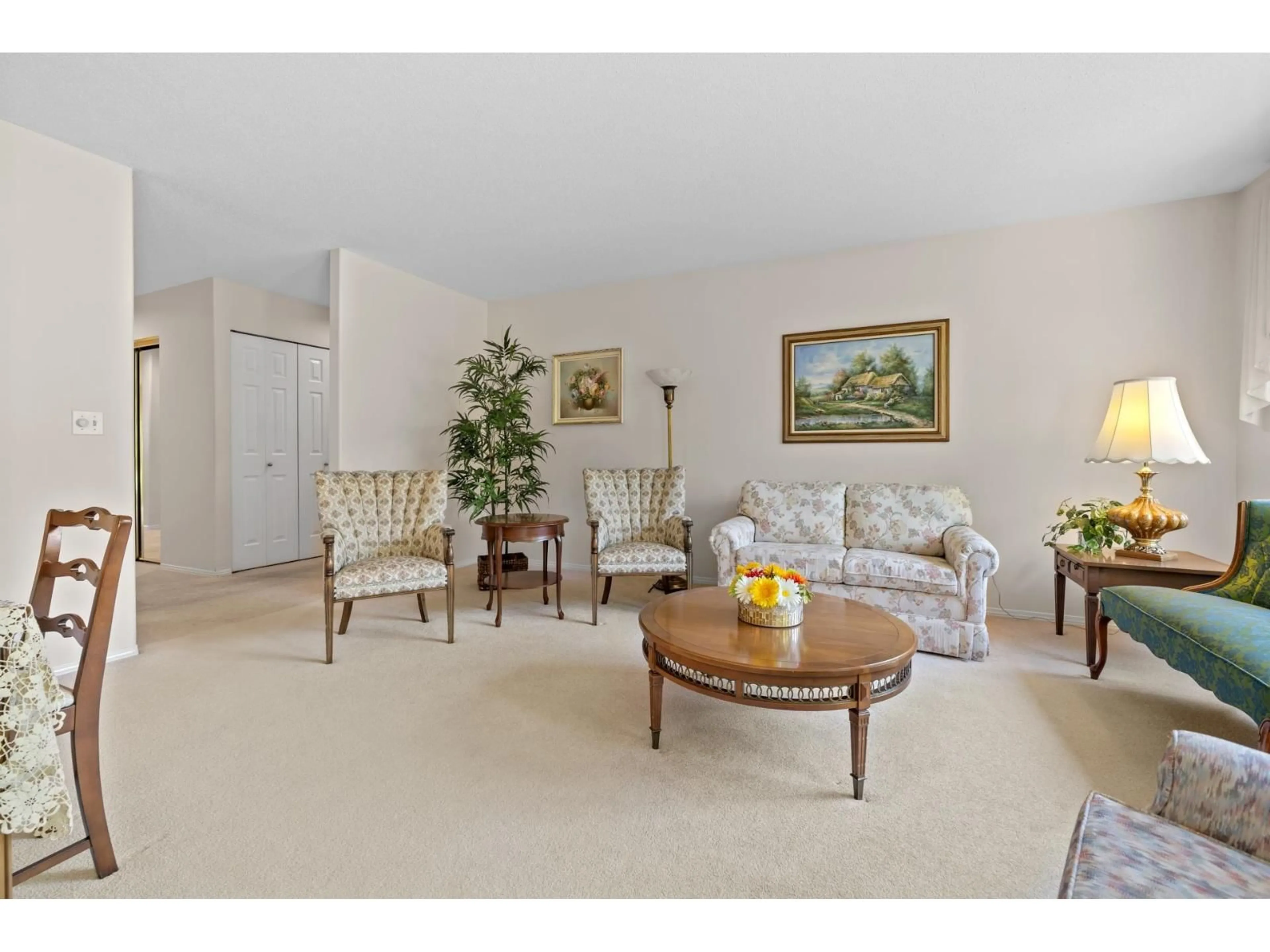 Living room with furniture, unknown for 171 - 13888 70, Surrey British Columbia V3W0R8