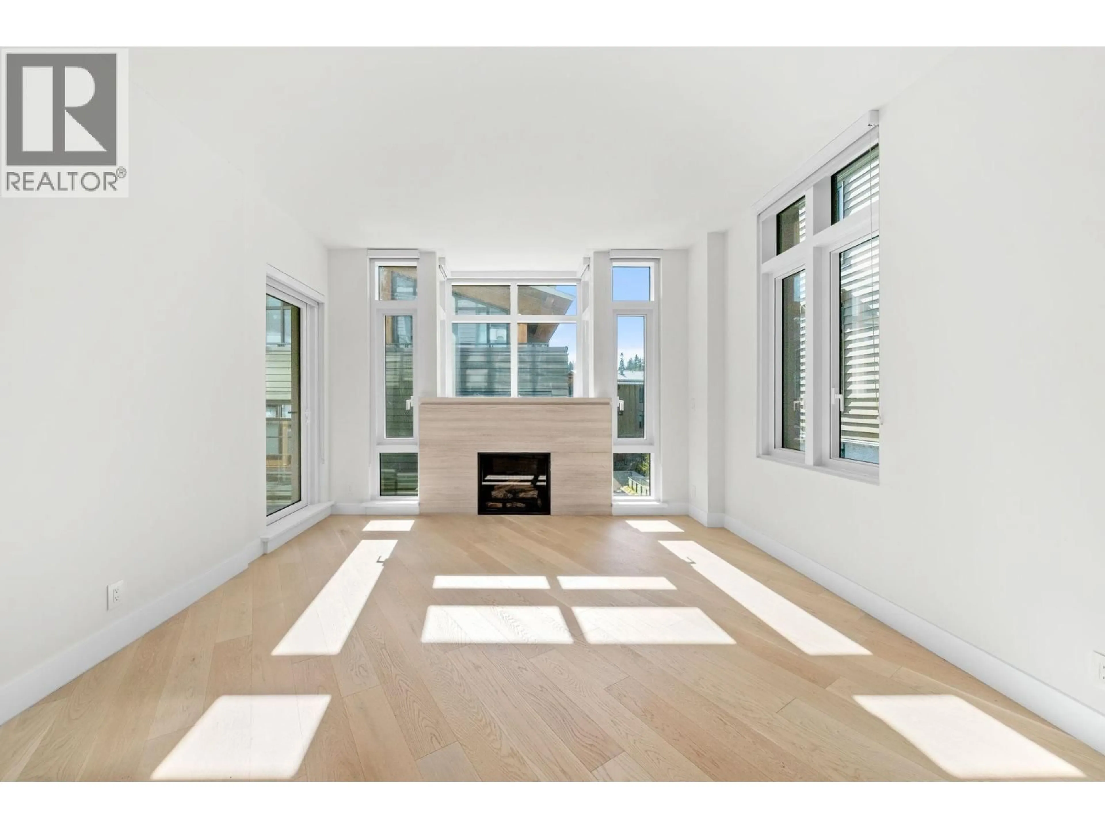 Unknown for 404 - 6699 NELSON AVENUE, West Vancouver British Columbia V7W2B2