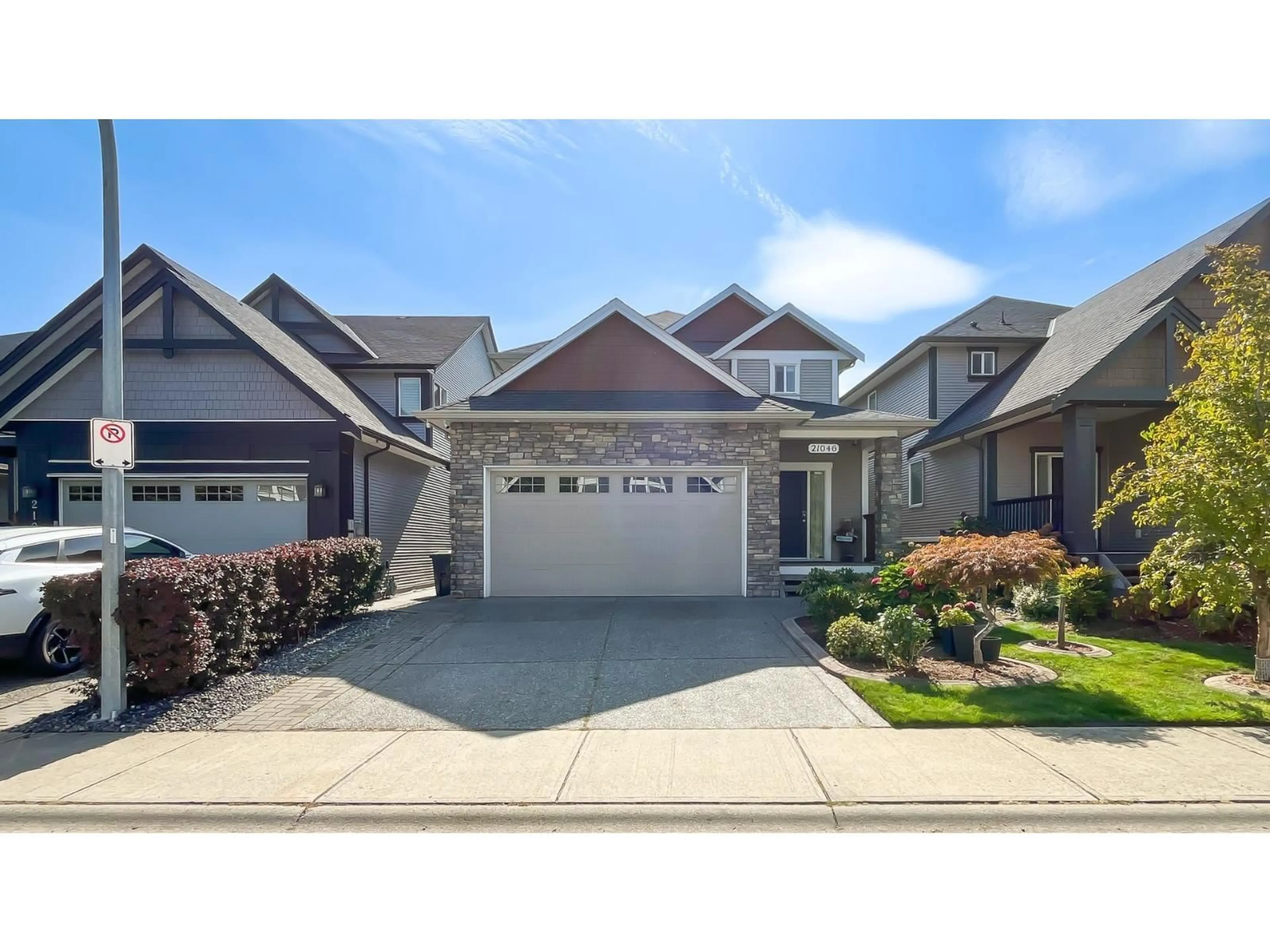 Home with vinyl exterior material, street for 21046 79A, Langley British Columbia V2Y0H6