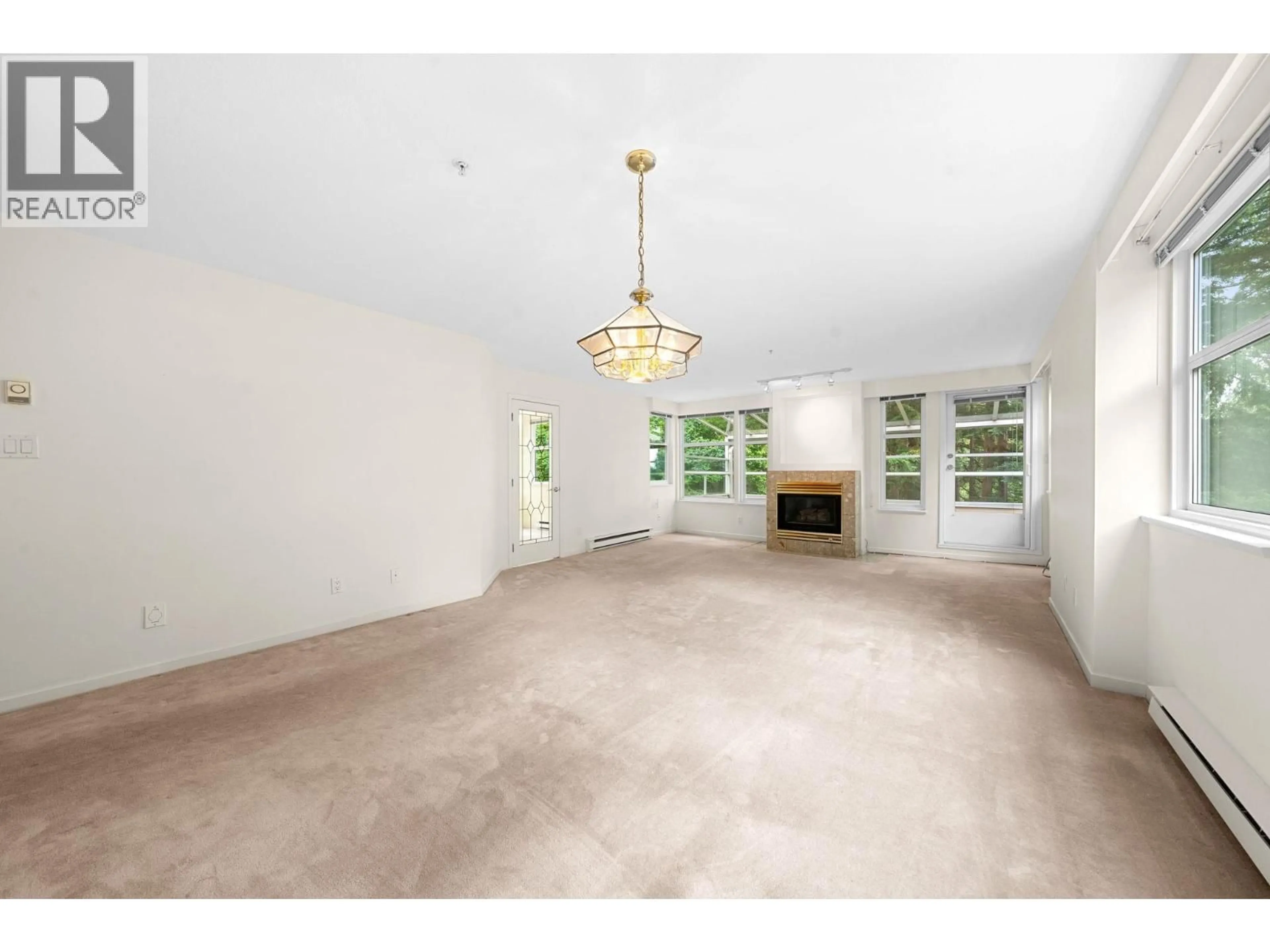 A pic of a room for 13 - 2425 EDGEMONT BOULEVARD, North Vancouver British Columbia V7P2L2