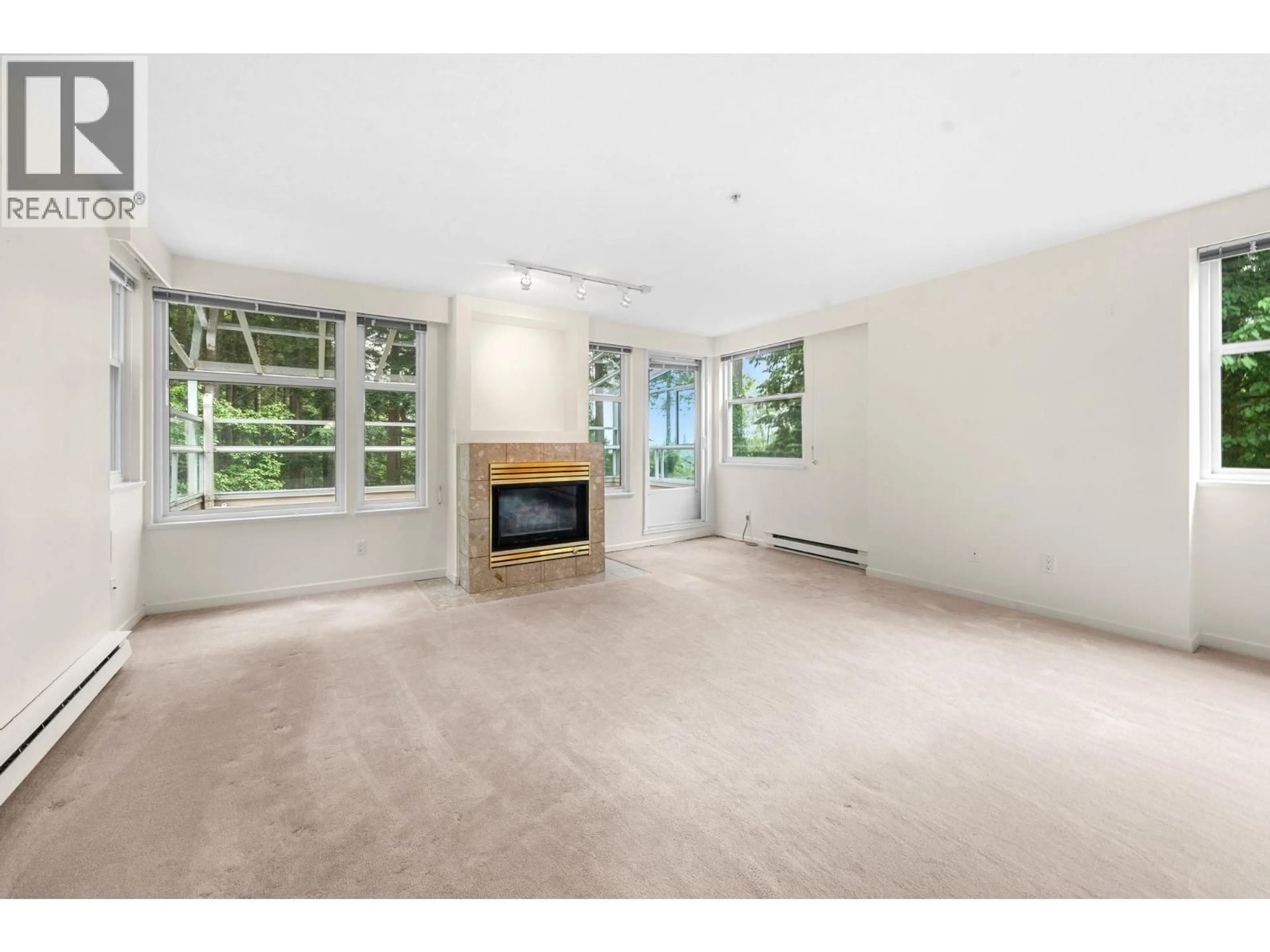 A pic of a room for 13 - 2425 EDGEMONT BOULEVARD, North Vancouver British Columbia V7P2L2