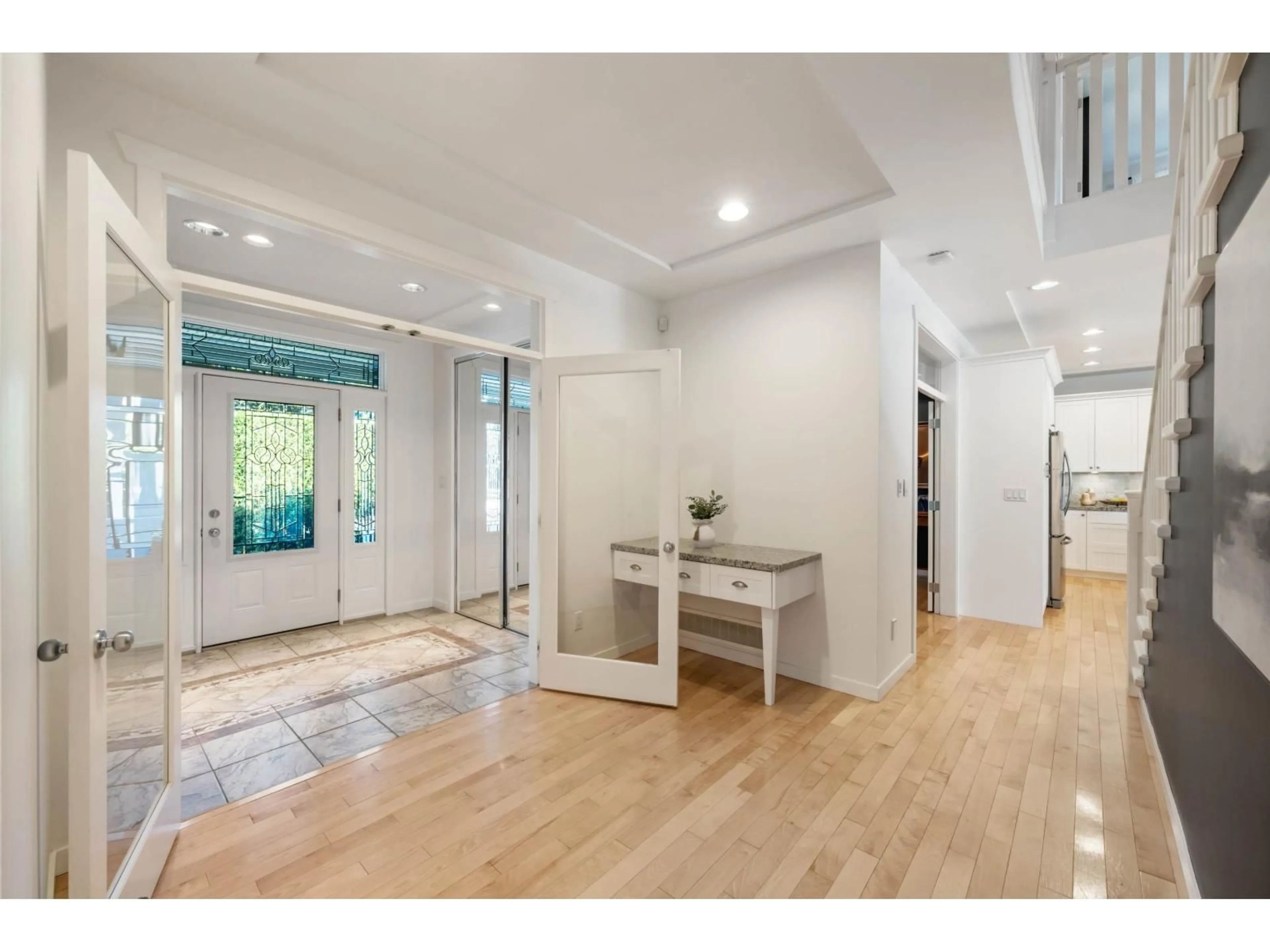 Indoor entryway for 22784 88, Langley British Columbia V1M2R6