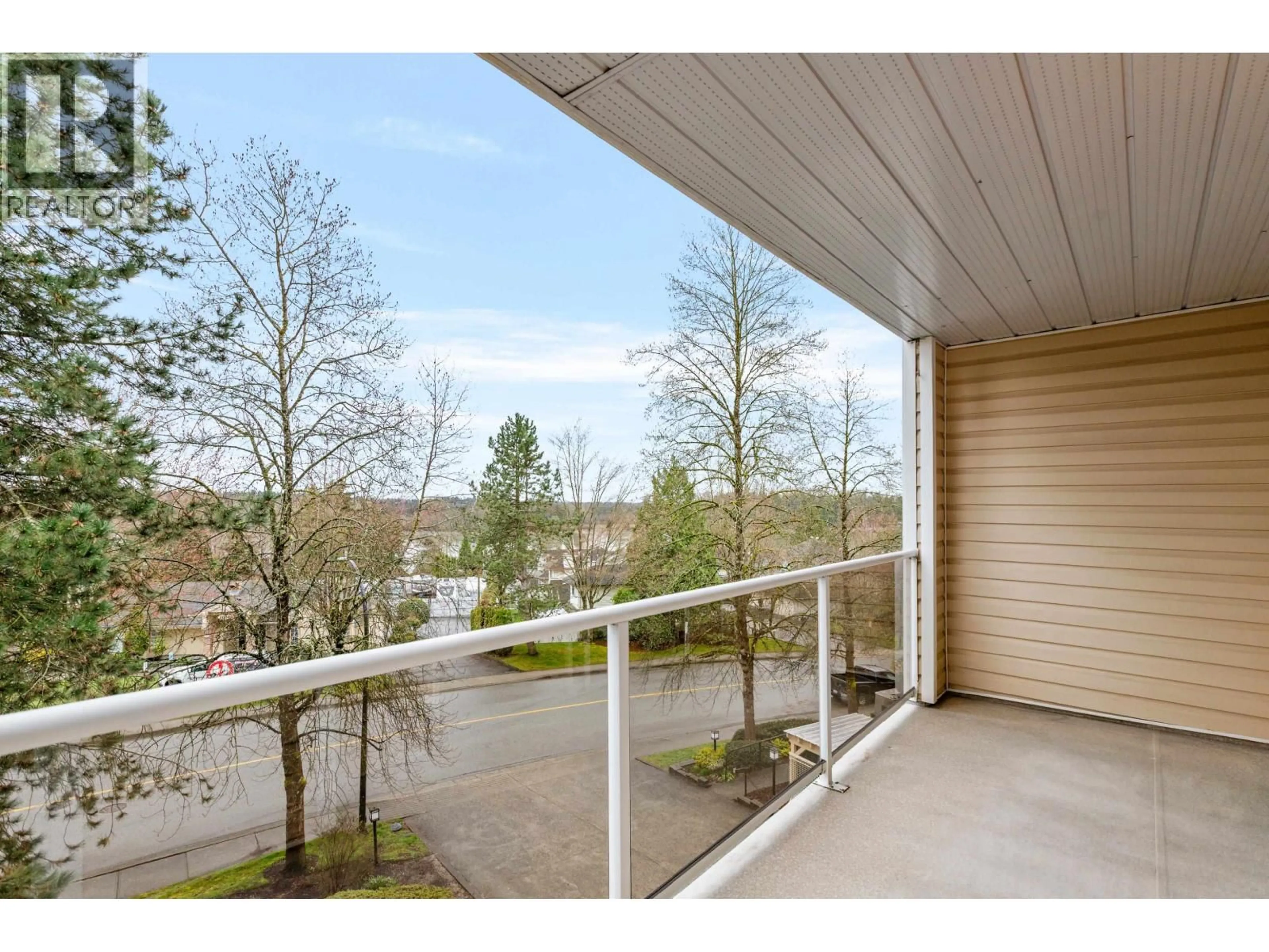 Patio, water/lake/river/ocean view for 225 - 22611 116 AVENUE, Maple Ridge British Columbia V2X0W7