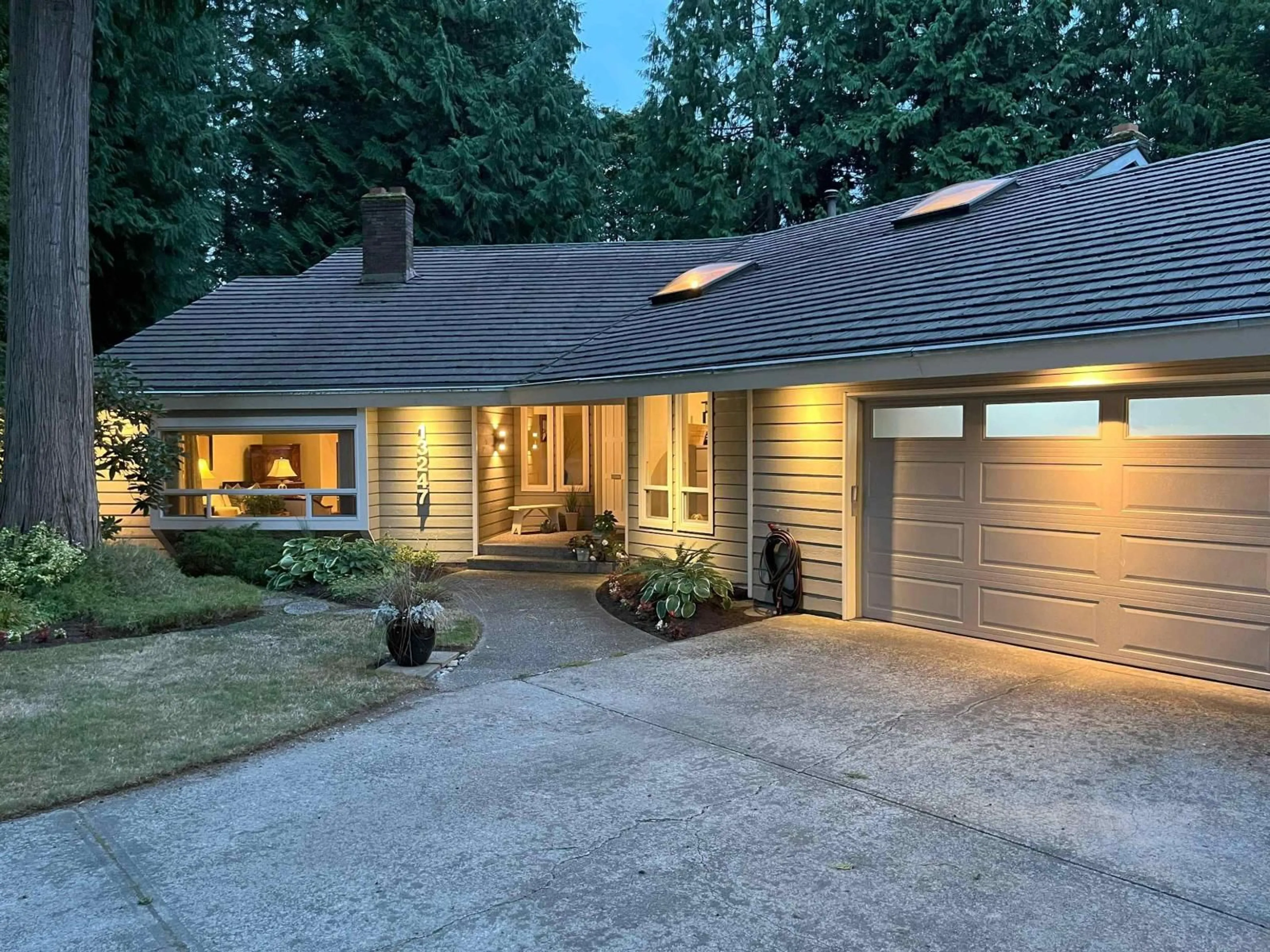 Home with vinyl exterior material, street for 13247 17A, Surrey British Columbia V4A6R9