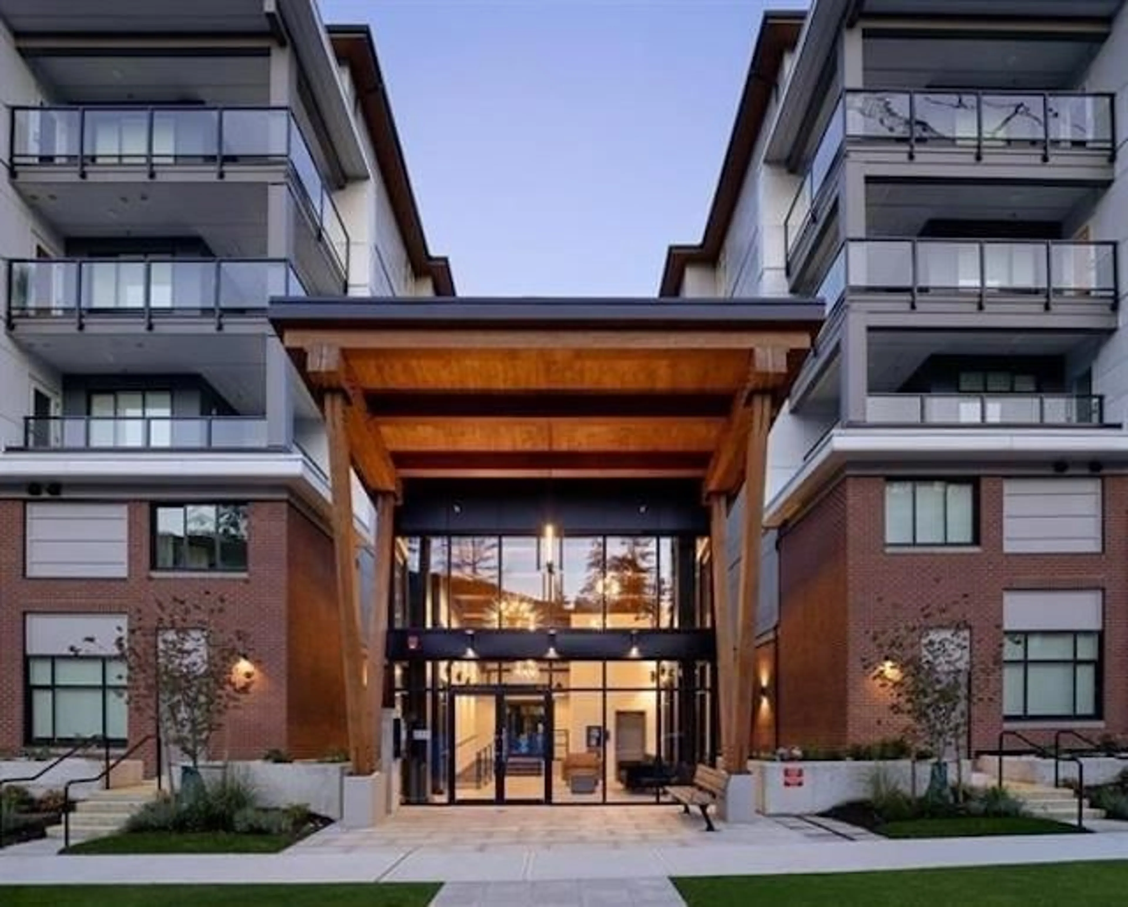 Indoor foyer for 310 - 3438 146A, Surrey British Columbia V4P0J1