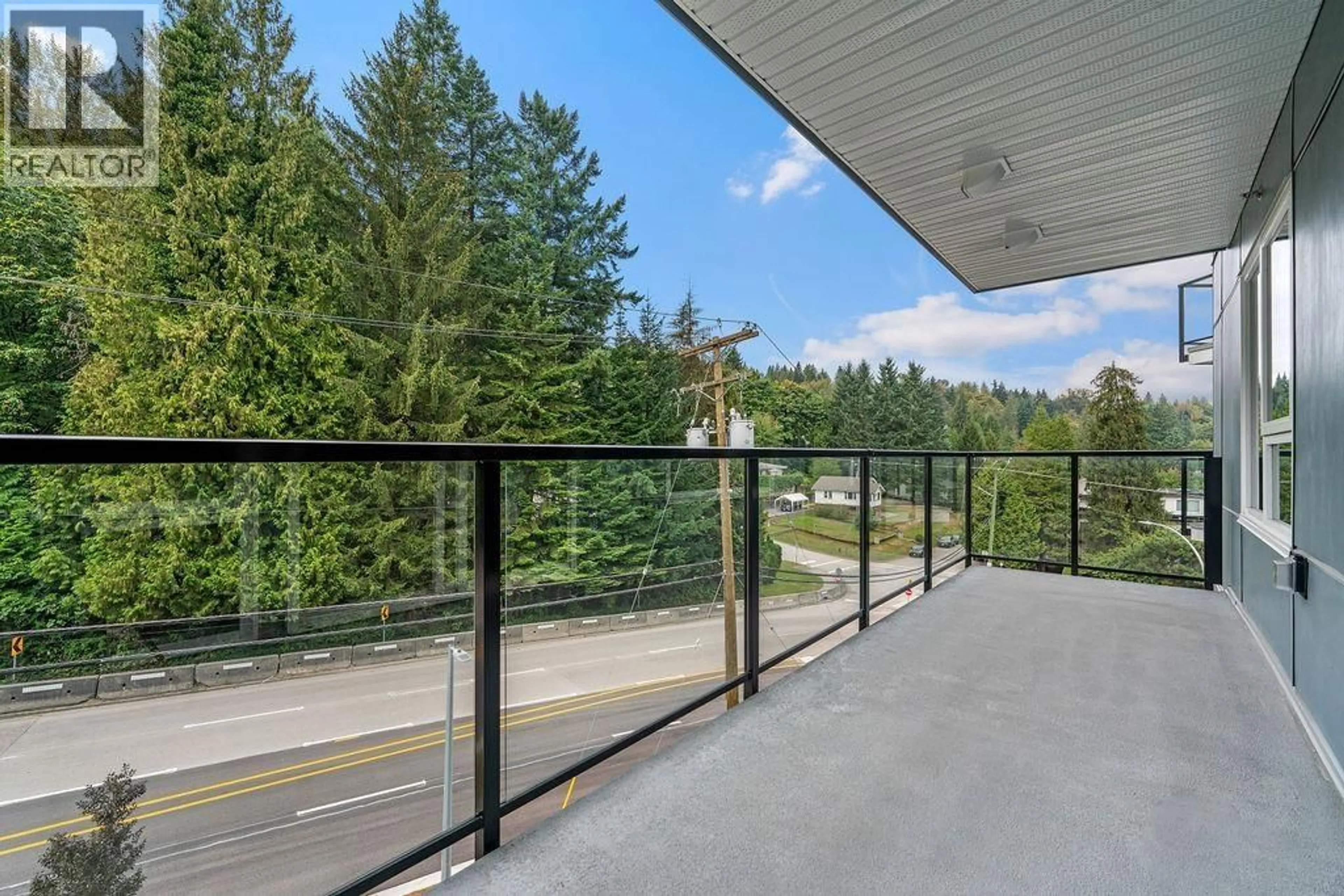 Patio, unknown for 402 - 1100 CLARKE ROAD, Port Moody British Columbia V3H0N3