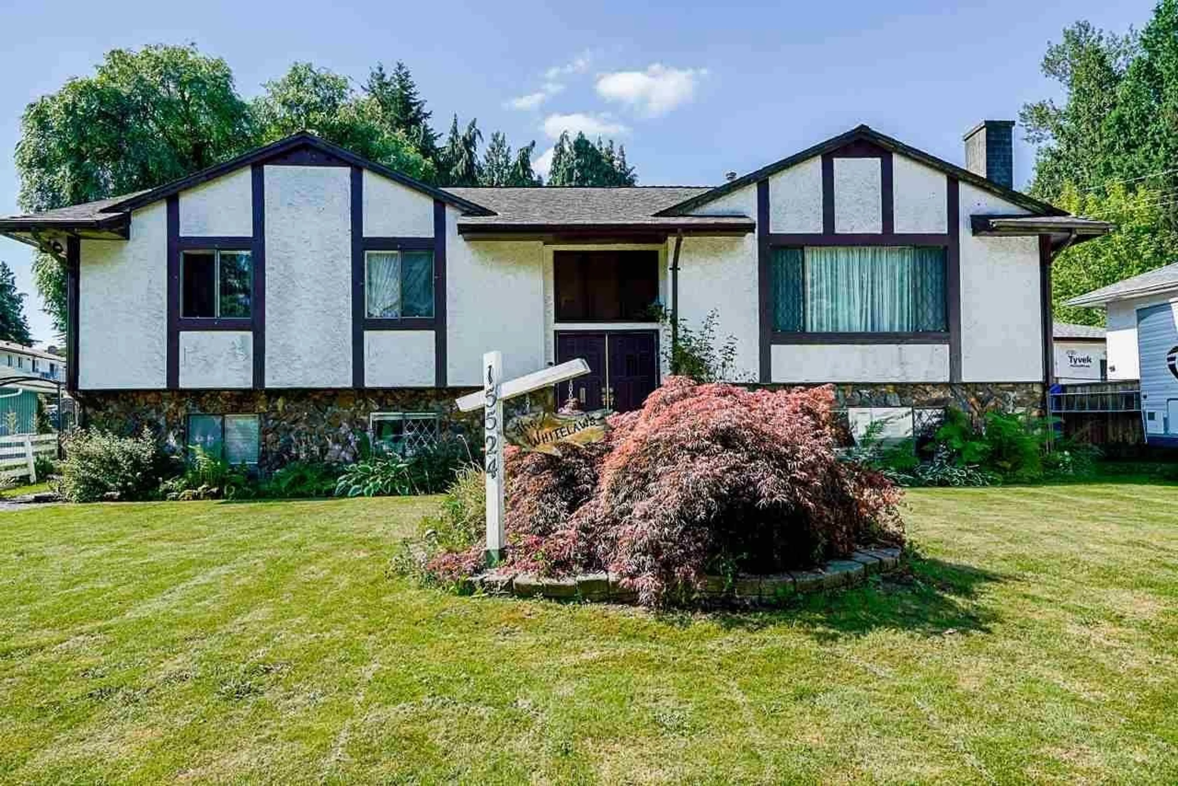 Unknown for 15524 105A, Surrey British Columbia V3R1S6