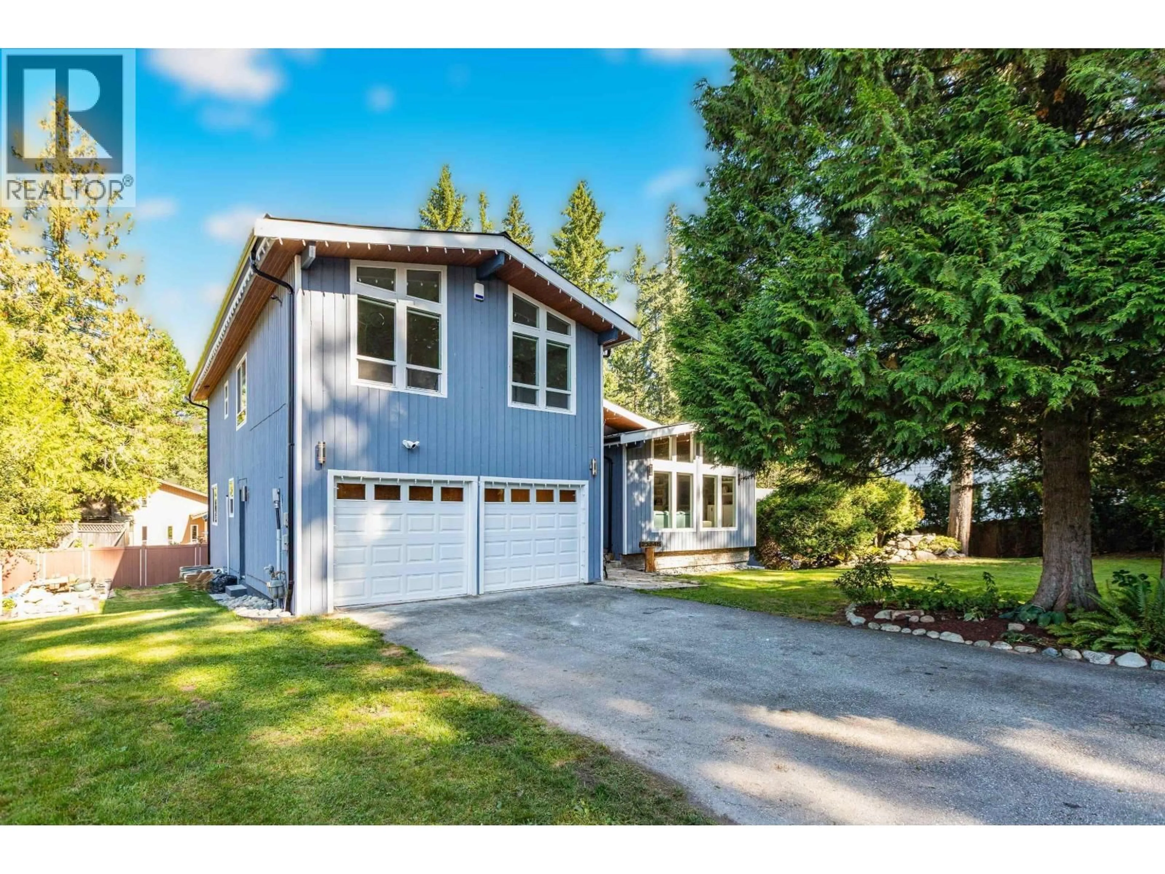 Home with vinyl exterior material, street for 23245 DOGWOOD AVENUE, Maple Ridge British Columbia V2X4S4
