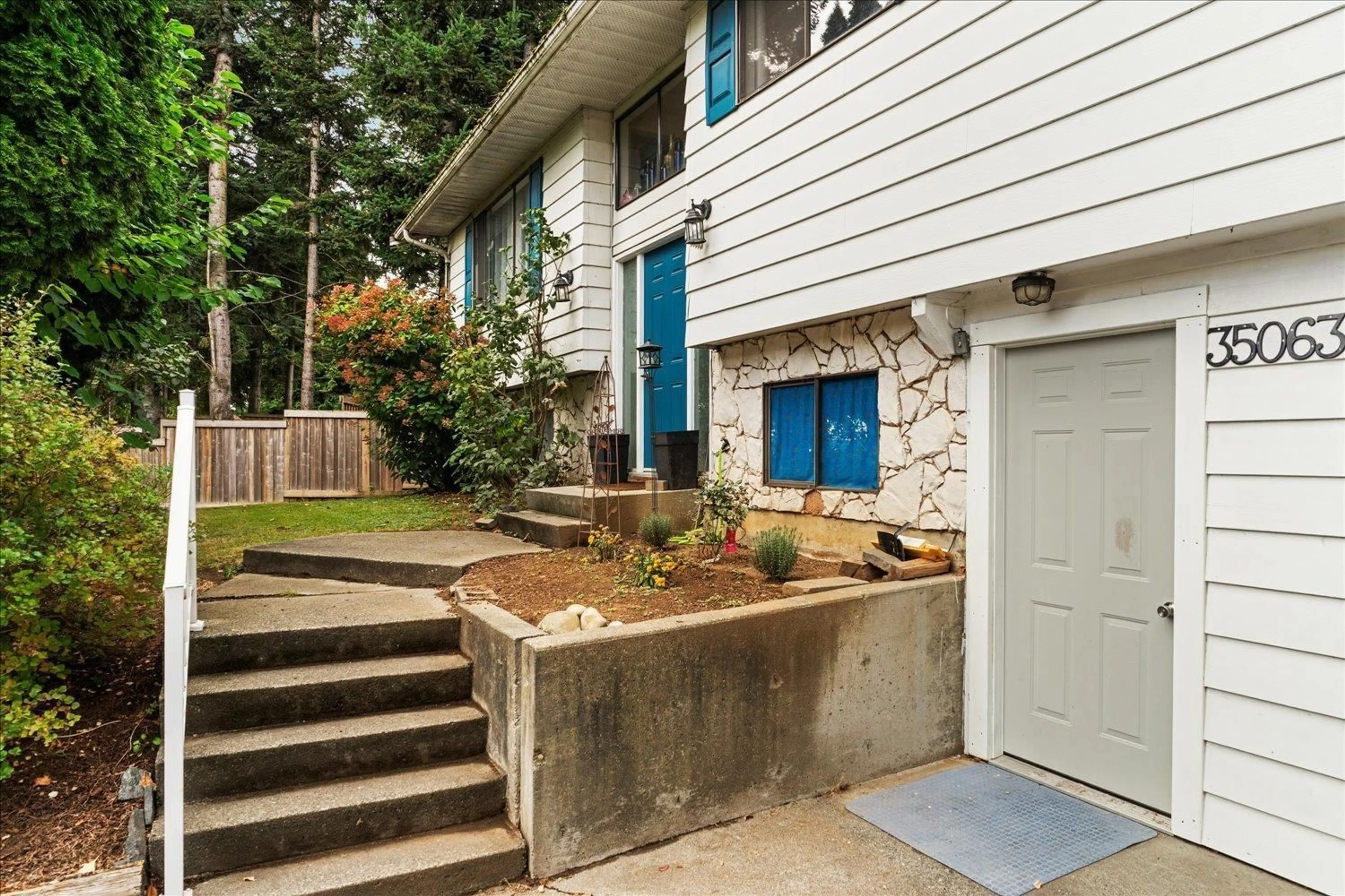 Unknown for 35063 DELAIR, Abbotsford British Columbia V3G2E3